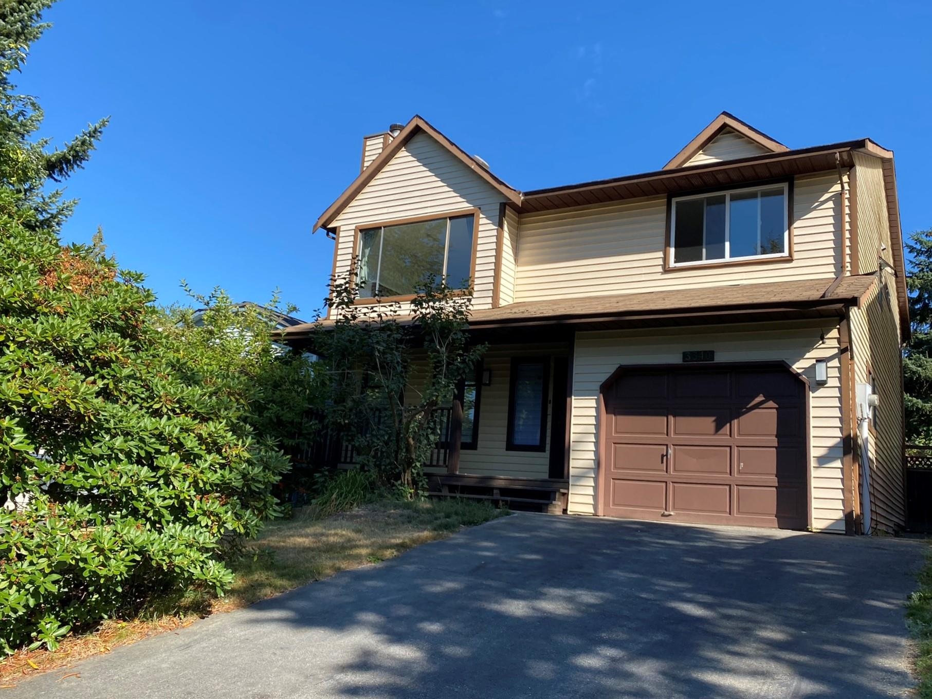 Ground-level 3340 GARIBALDI DRIVE, R3061794, BC,