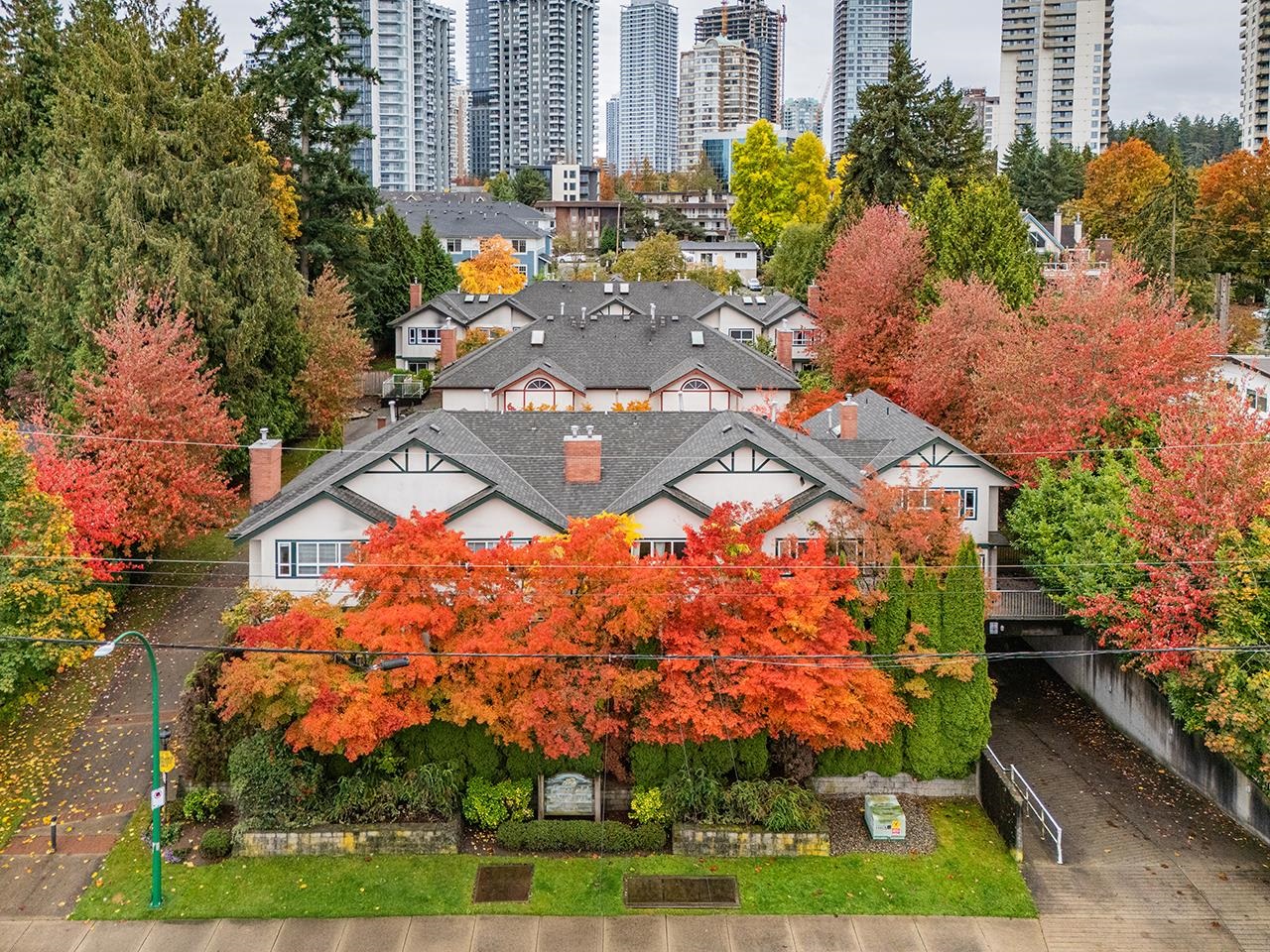 3 4238 BOND STREET, R3061800, BC,