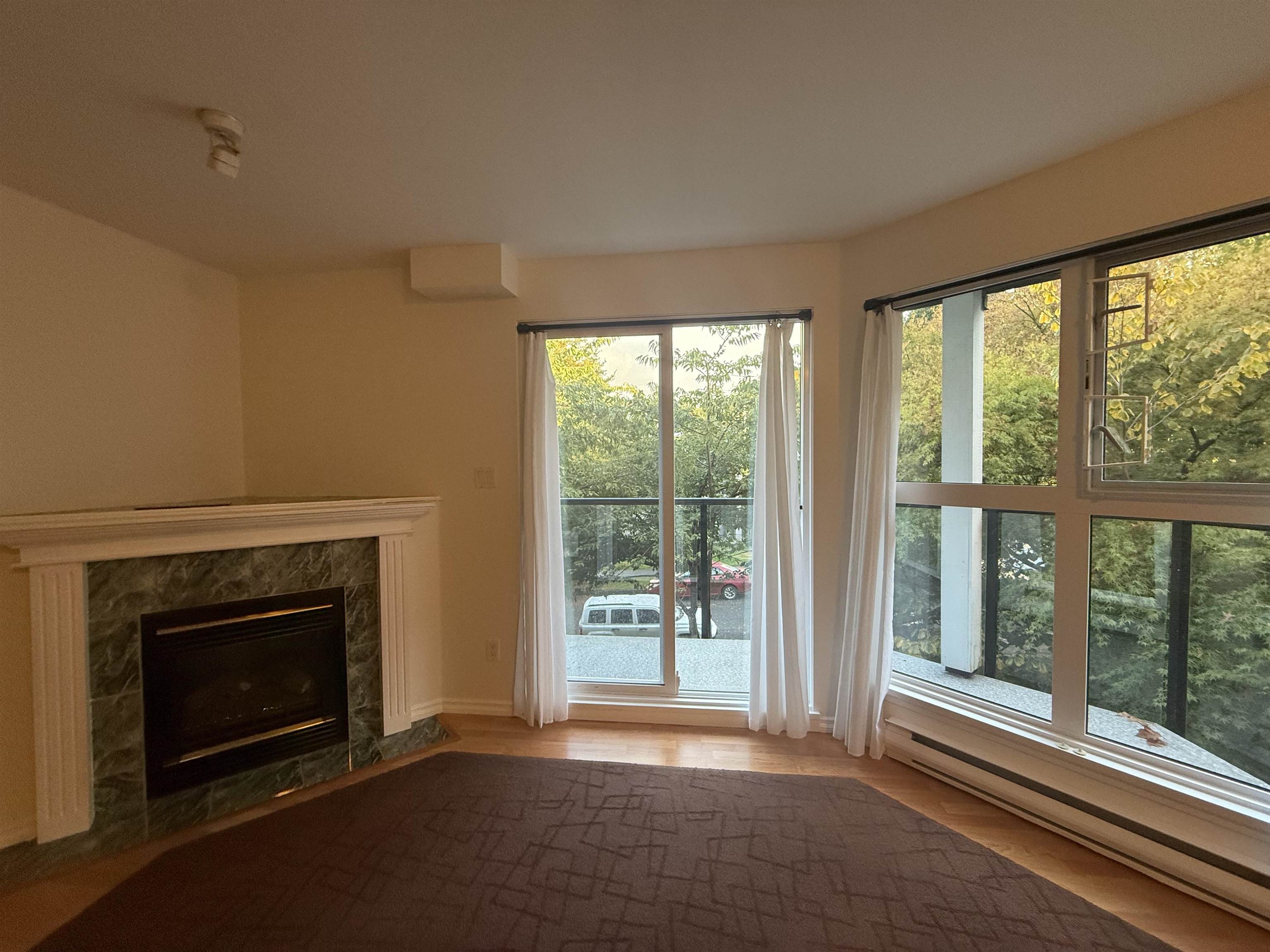 305 2212 OXFORD STREET, R3061859, BC,