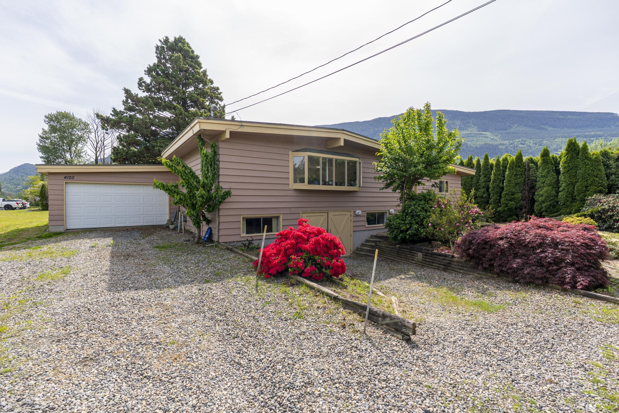 4120 STEWART ROAD, Yarrow BC V2R 5G6, R3062036, BC,