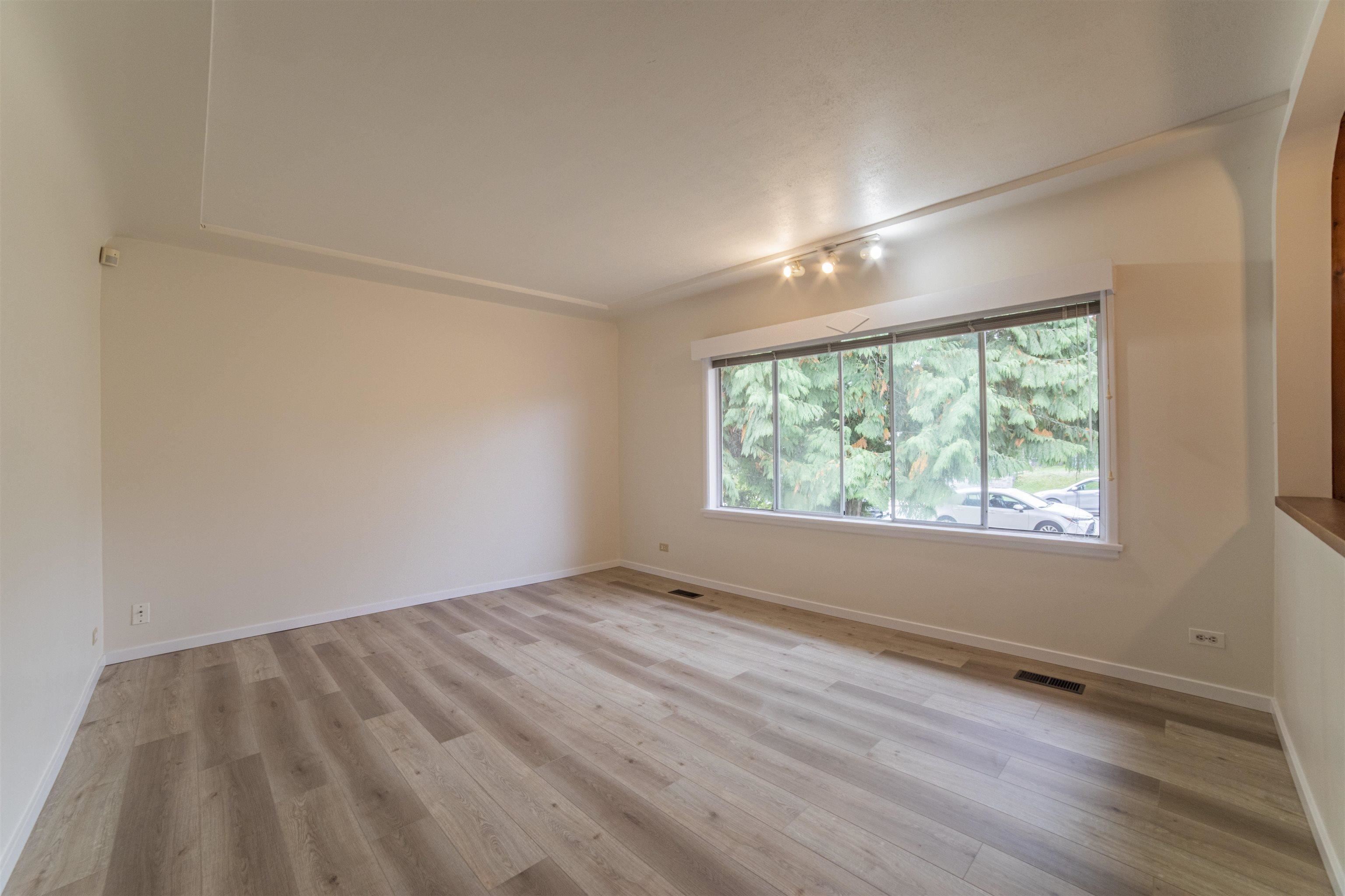 6xxx BURNS STREET, Burnaby BC V5H 1X3, R3062108, BC,