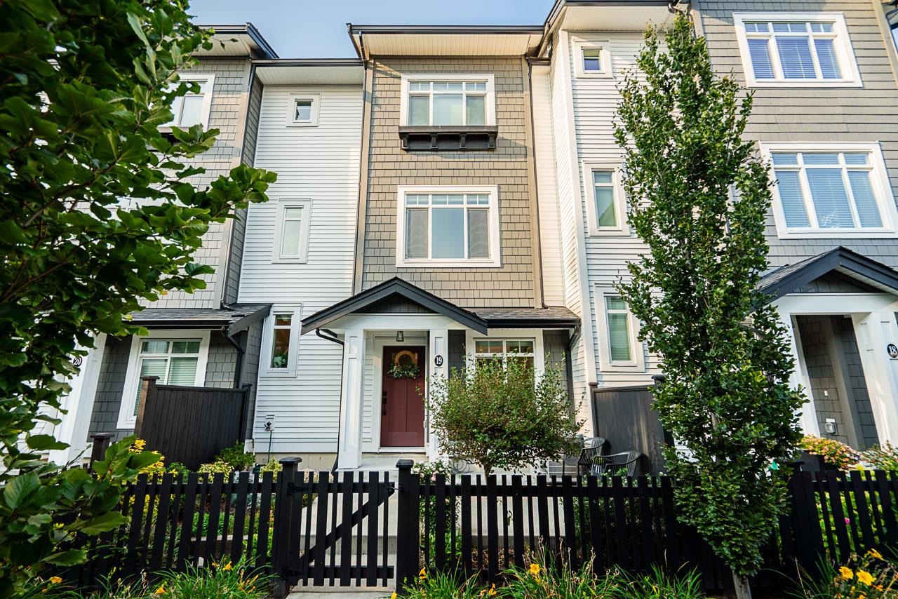 19 6897 201 STREET, R3062202, BC,