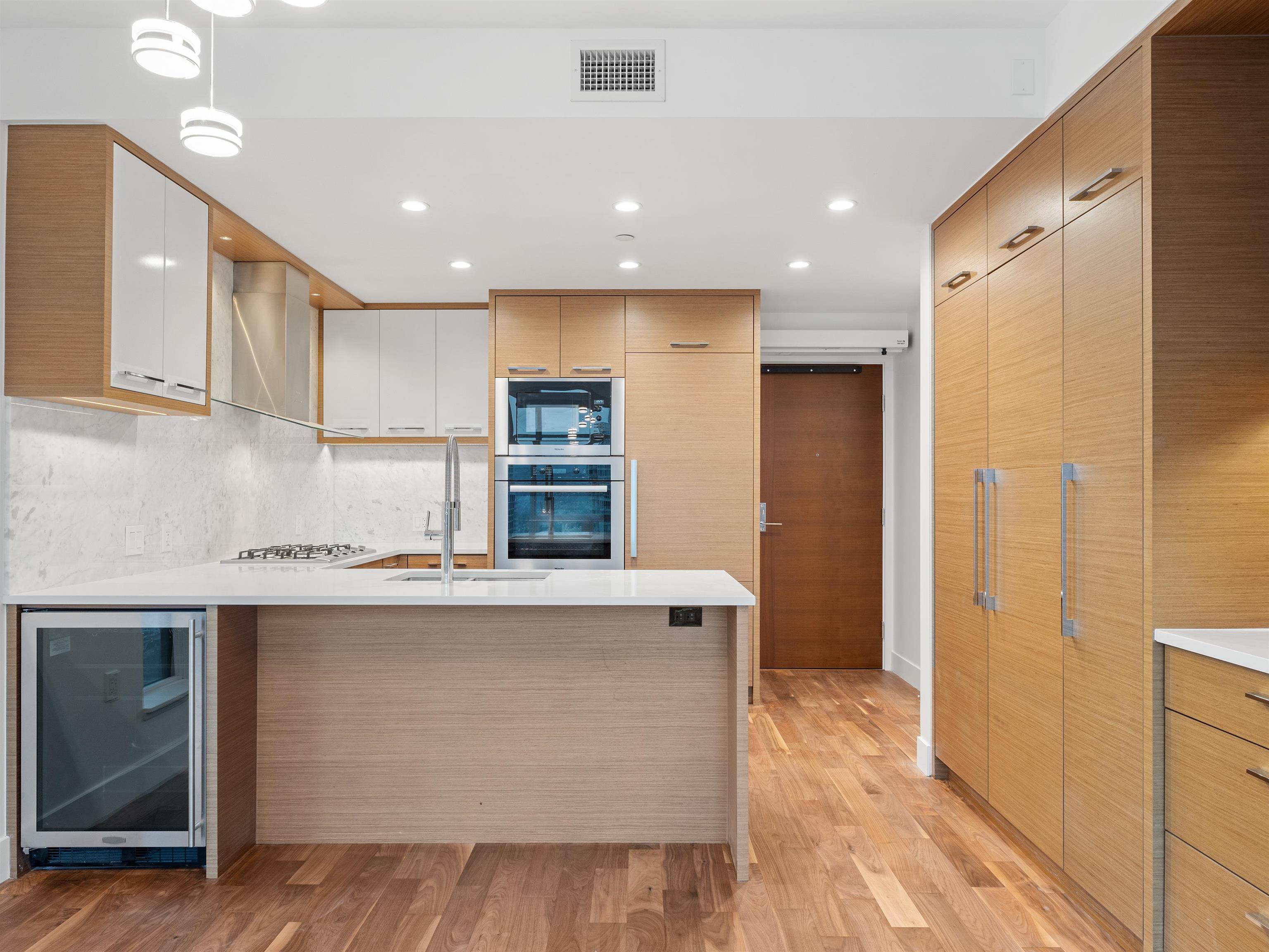 1303 4360 BERESFORD STREET, R3062239, BC,