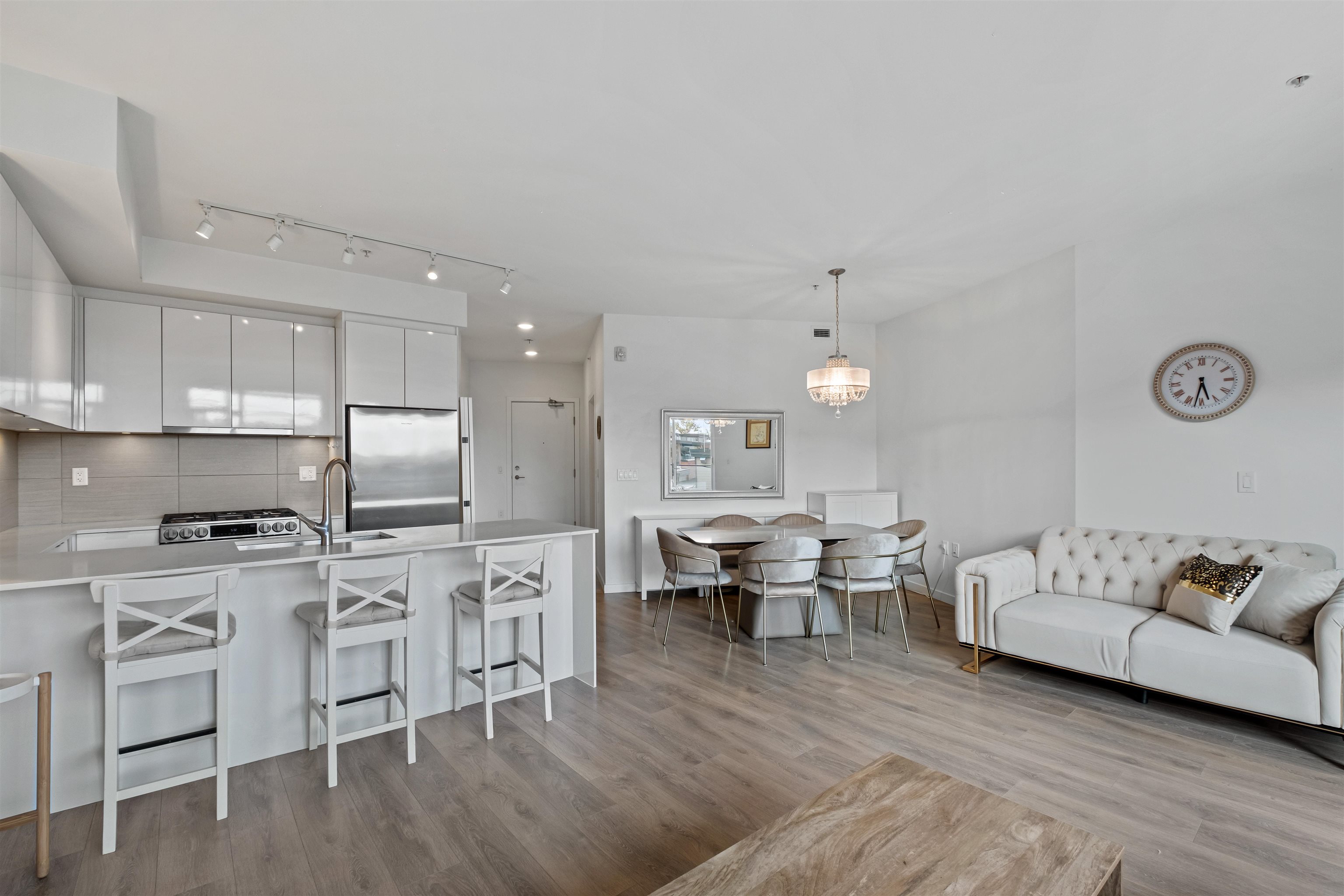 505 725 MARINE DRIVE, R3062427, BC,