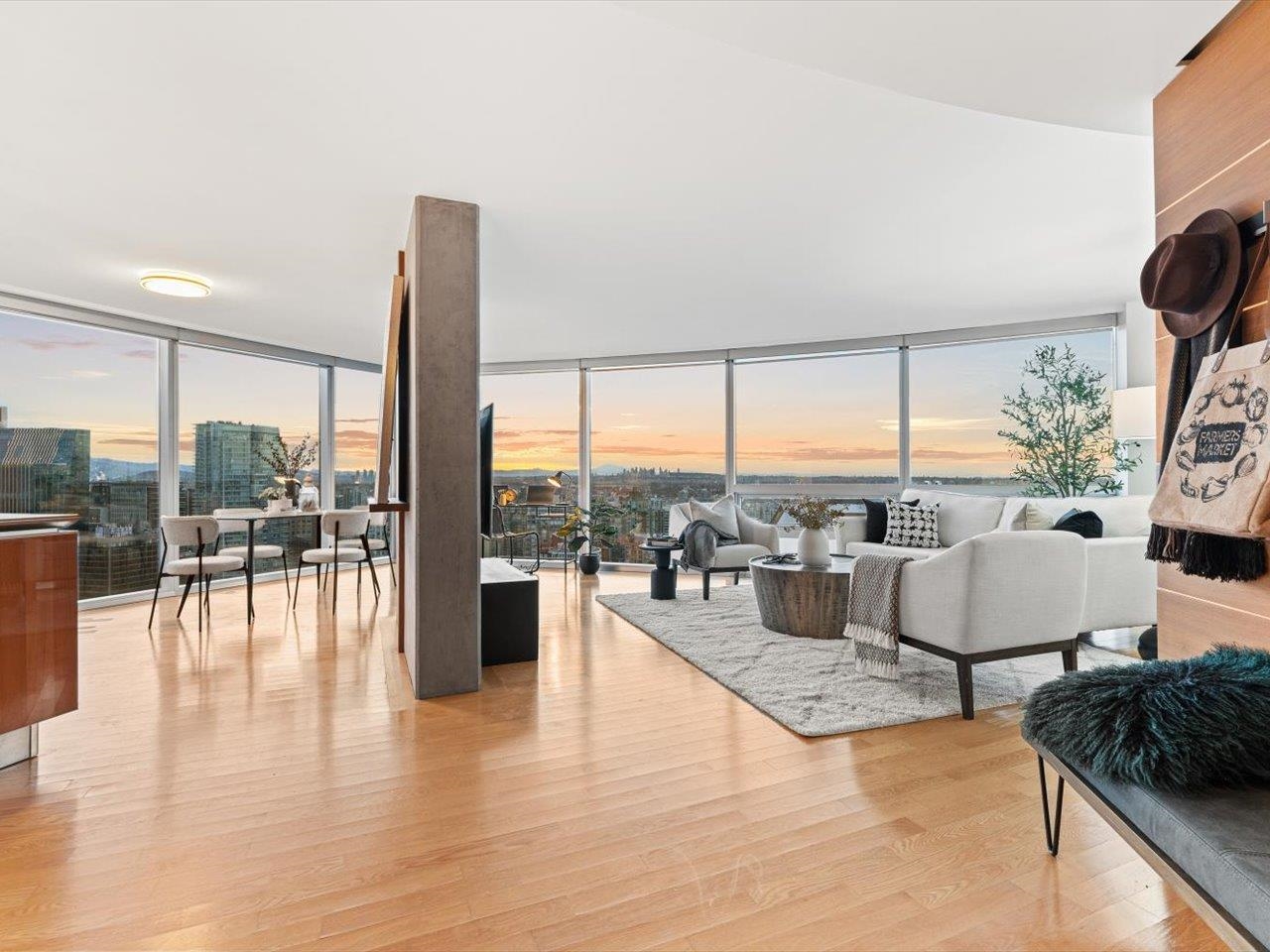 3204 938 NELSON STREET, R3062542, BC,