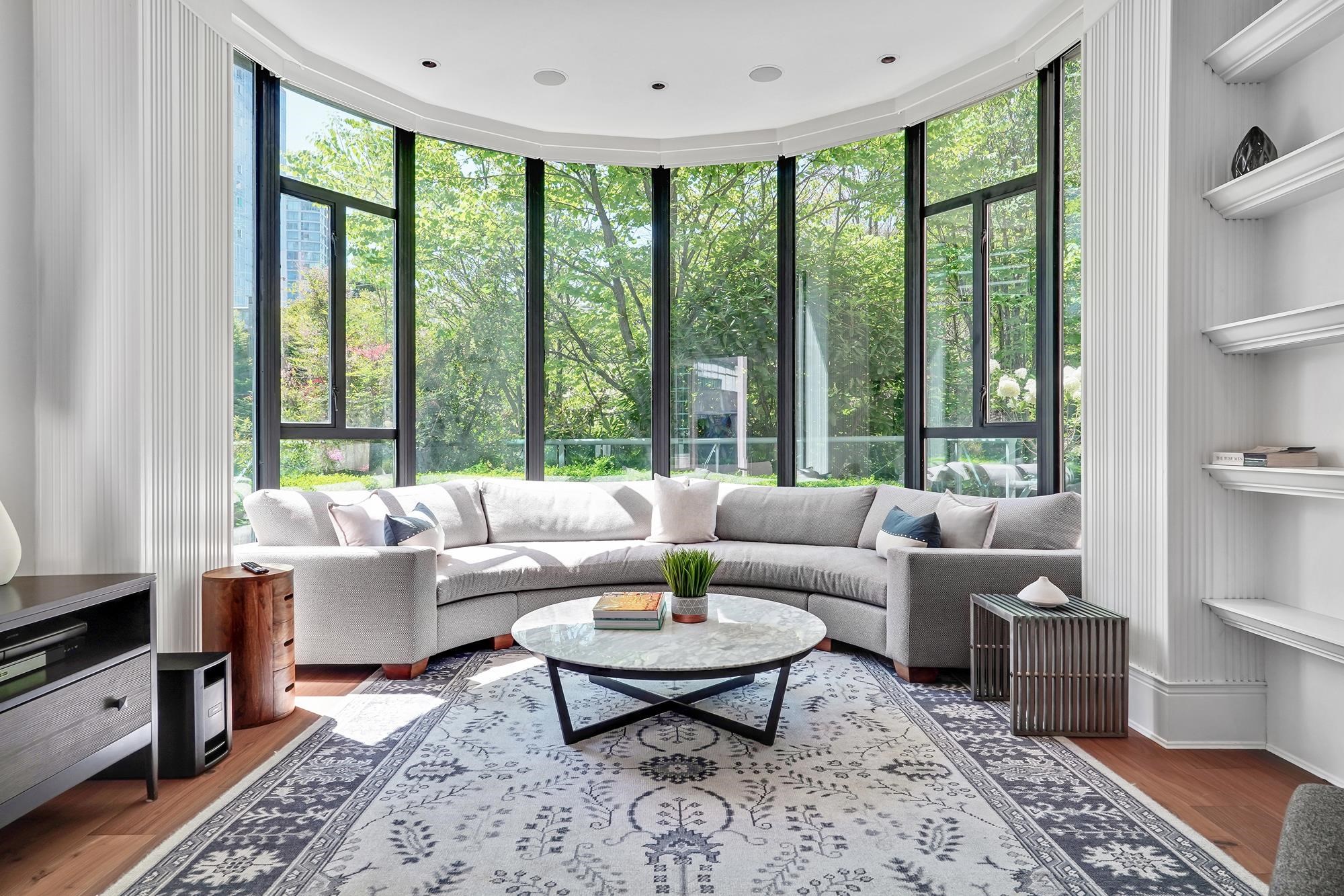 281 SMITHE STREET, Vancouver BC V6B 5W4, R3062585, BC,