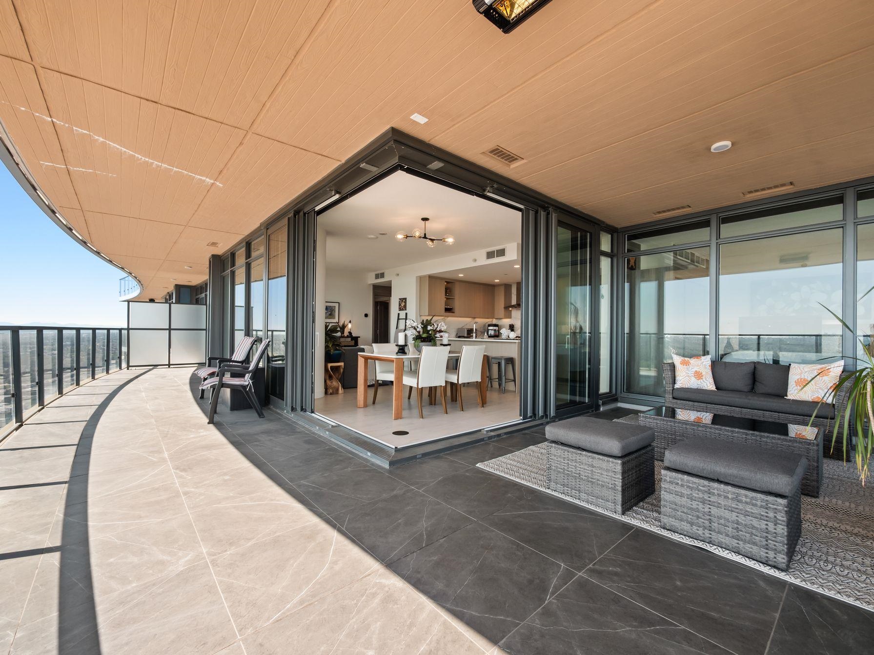 5306 4880 LOUGHEED HIGHWAY, R3062707, BC,