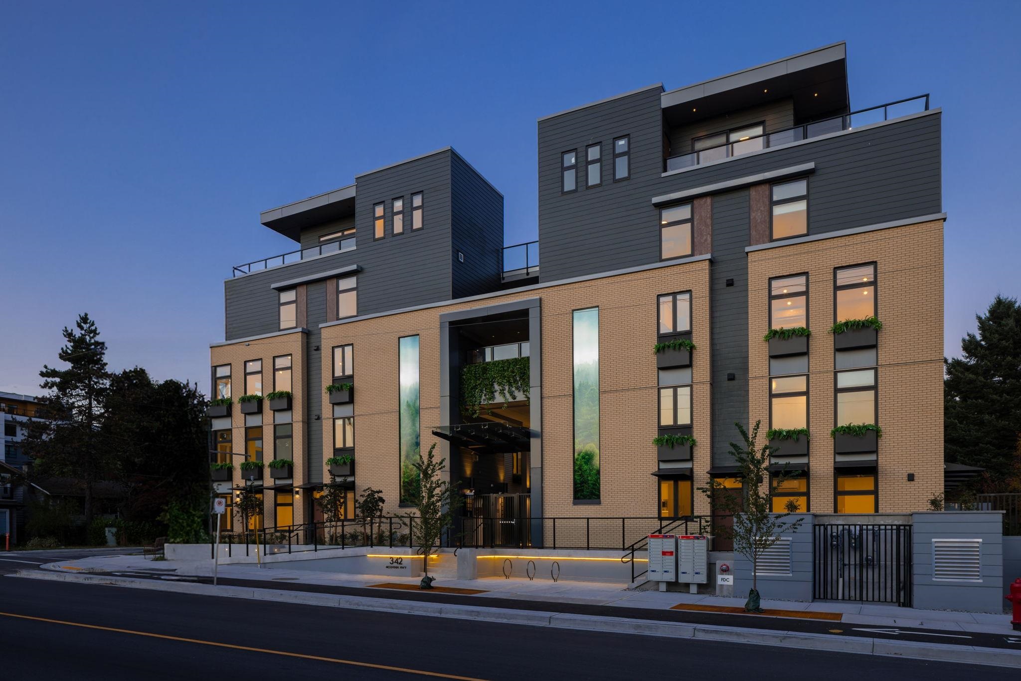 311 342 MOUNTAIN HIGHWAY, R3062721, BC,