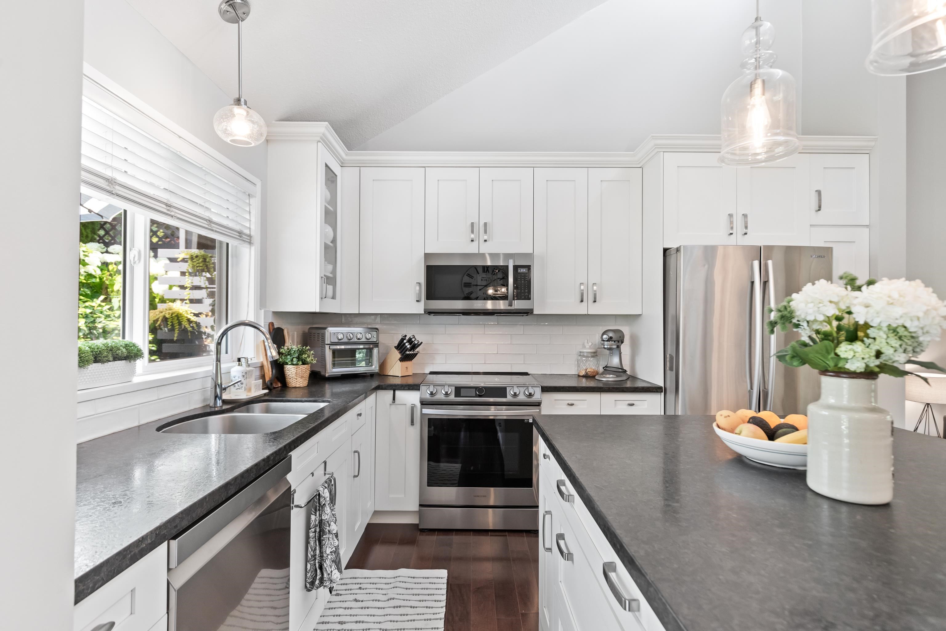 472 RIVERVIEW CRESCENT, Coquitlam BC V3C 4X9, R3062754, BC,