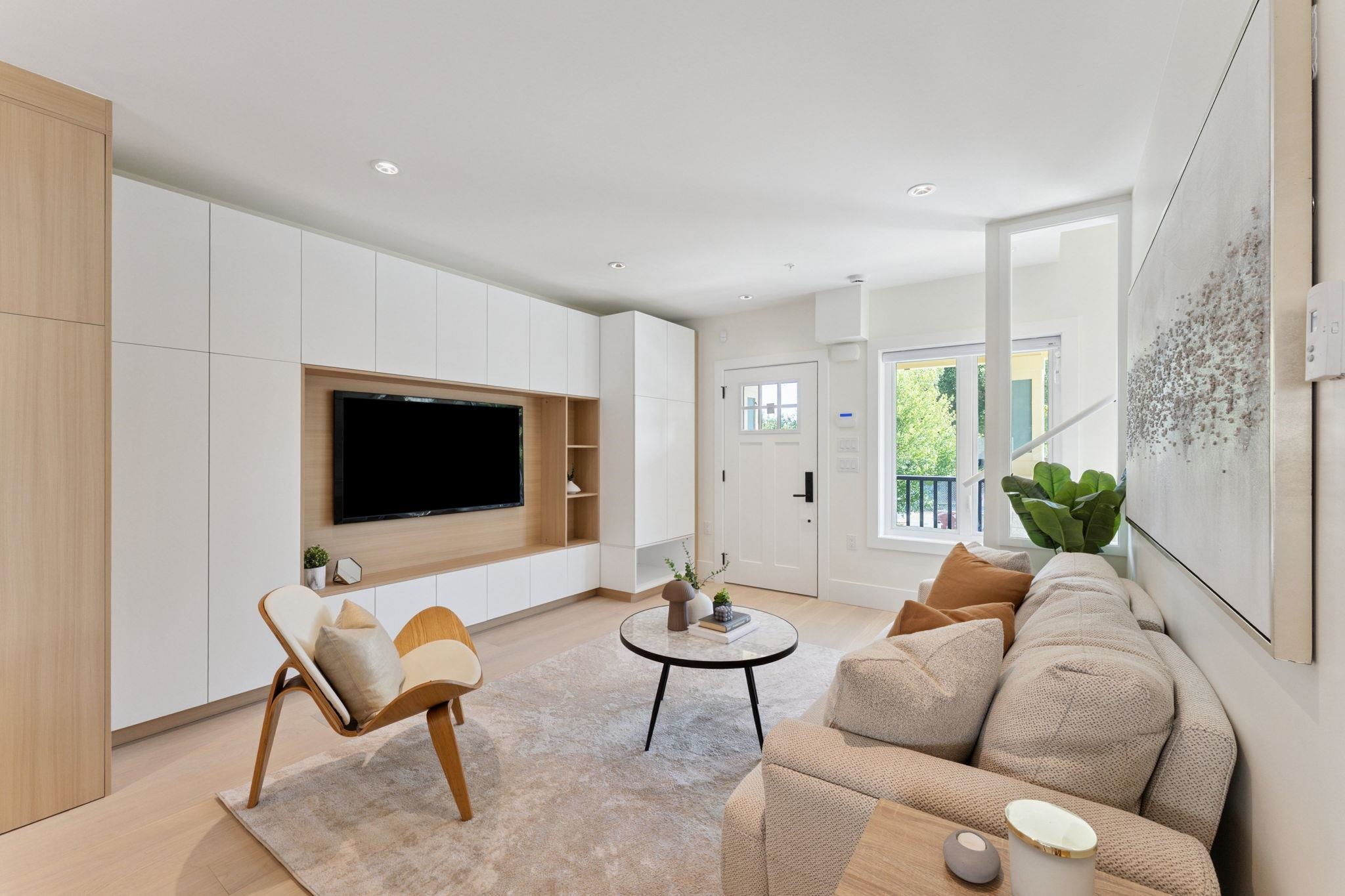 3121 COLUMBIA STREET, Vancouver BC V5Y 1N4, R3062820, BC,