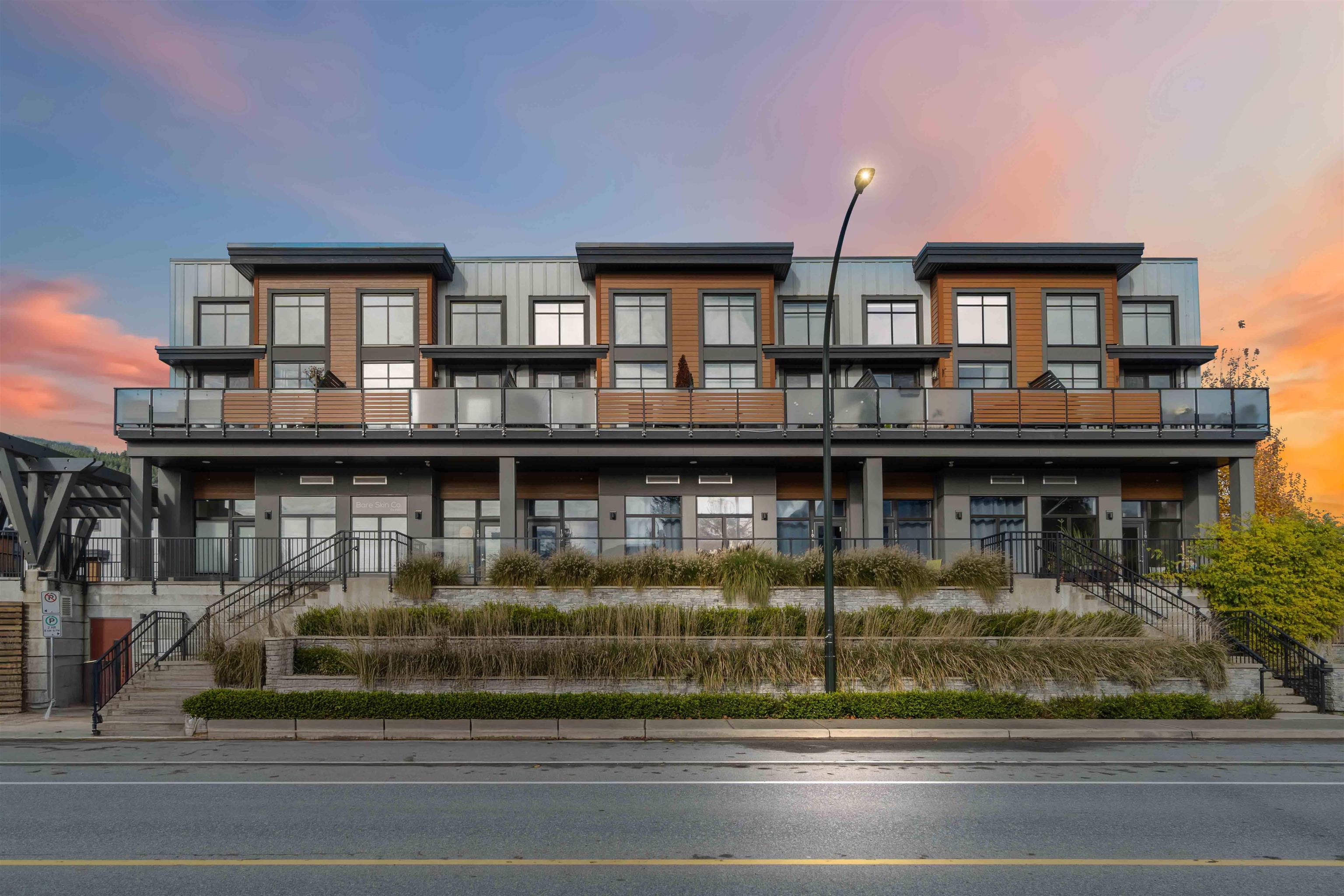 201 39771 GOVERNMENT ROAD, R3062871, BC,