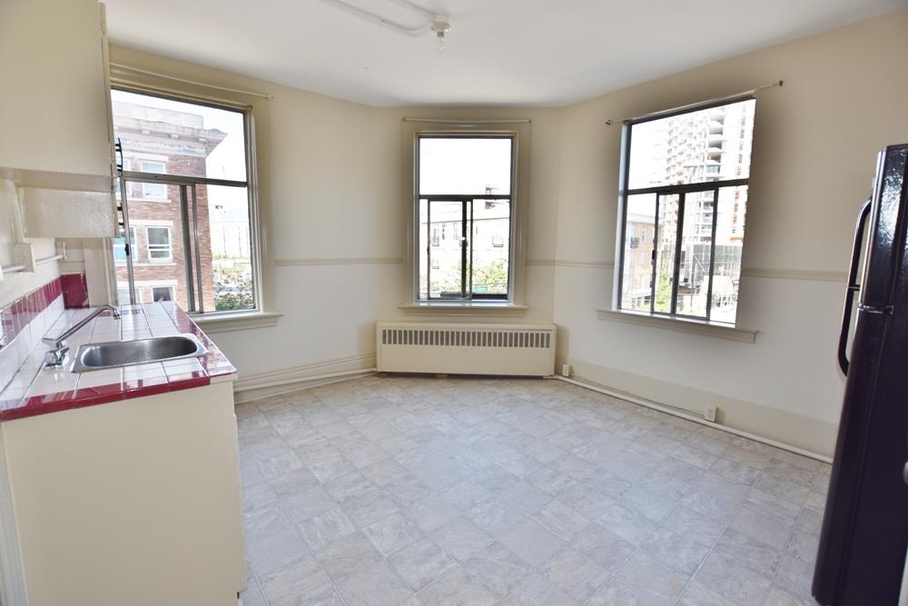 9 2603 MAIN STREET, R3063010, BC,