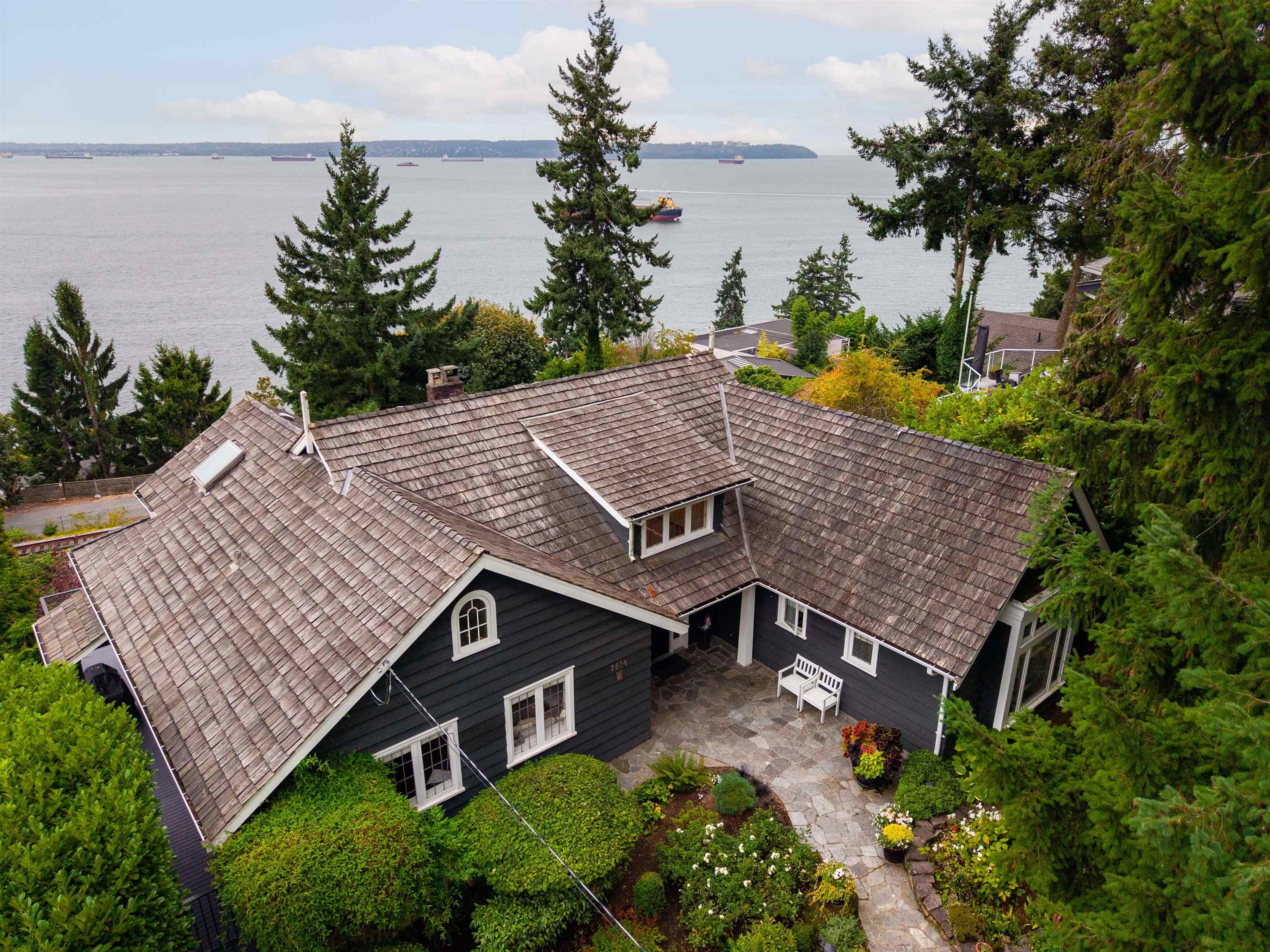 3654 CREERY AVENUE, West Vancouver BC V7V 2M1, R3063018, BC,