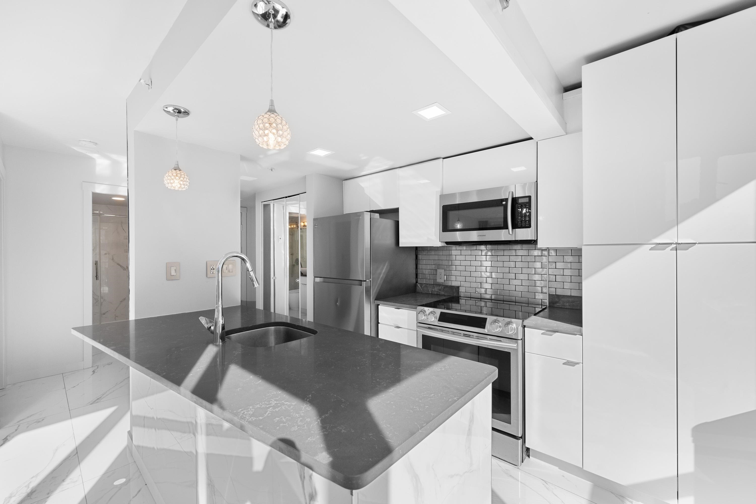 702 1188 HOWE STREET, R3063189, BC,