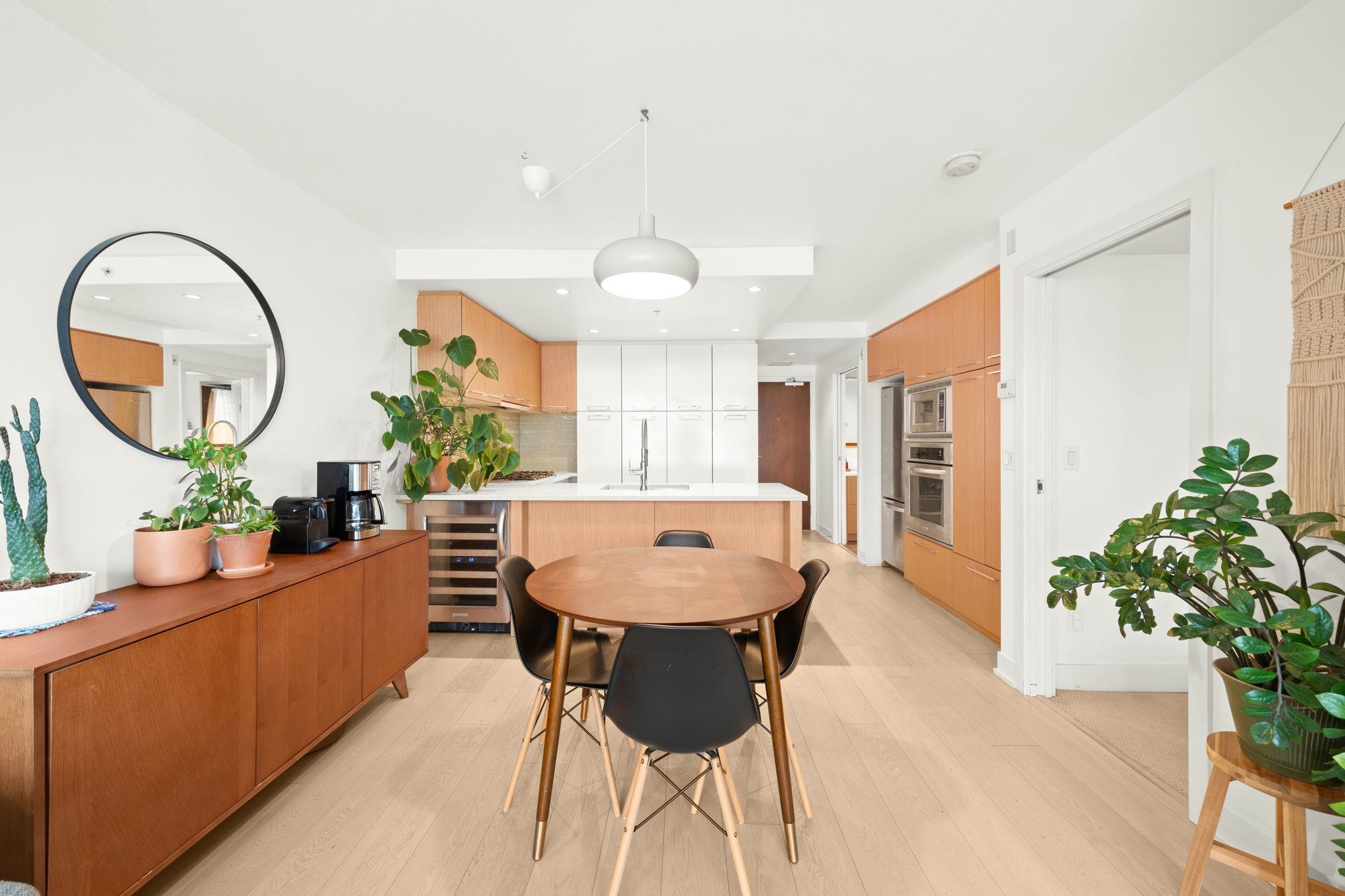 425 2008 PINE STREET, R3063324, BC,