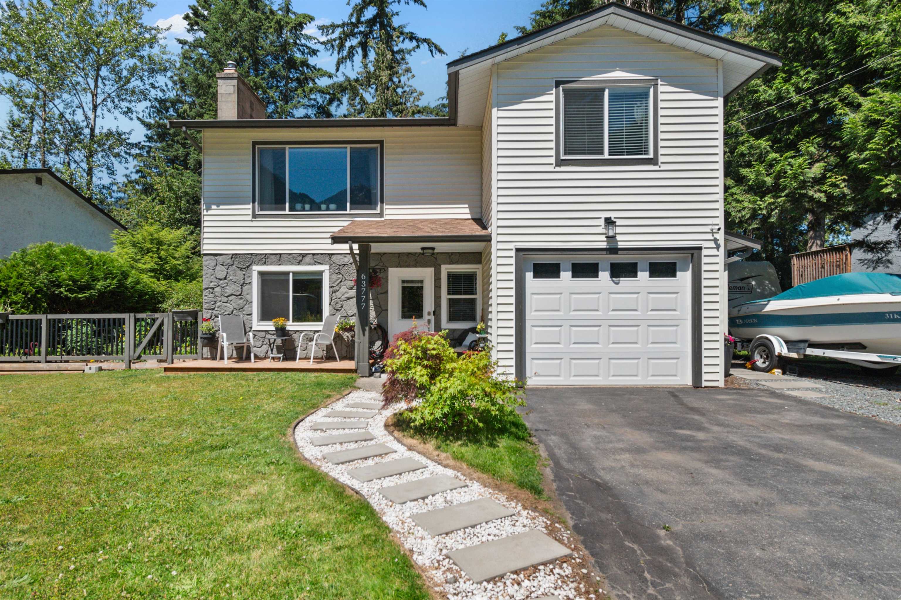 63777 BEECH AVENUE, Hope BC V0X 1L2, R3063346, BC,