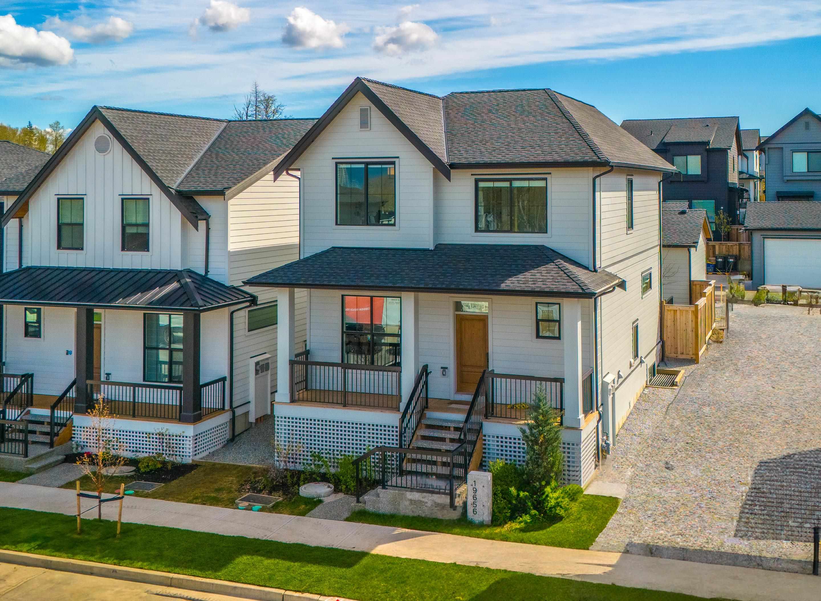 19656 76B AVENUE, Langley BC V2Y 3T4, R3063527, BC,