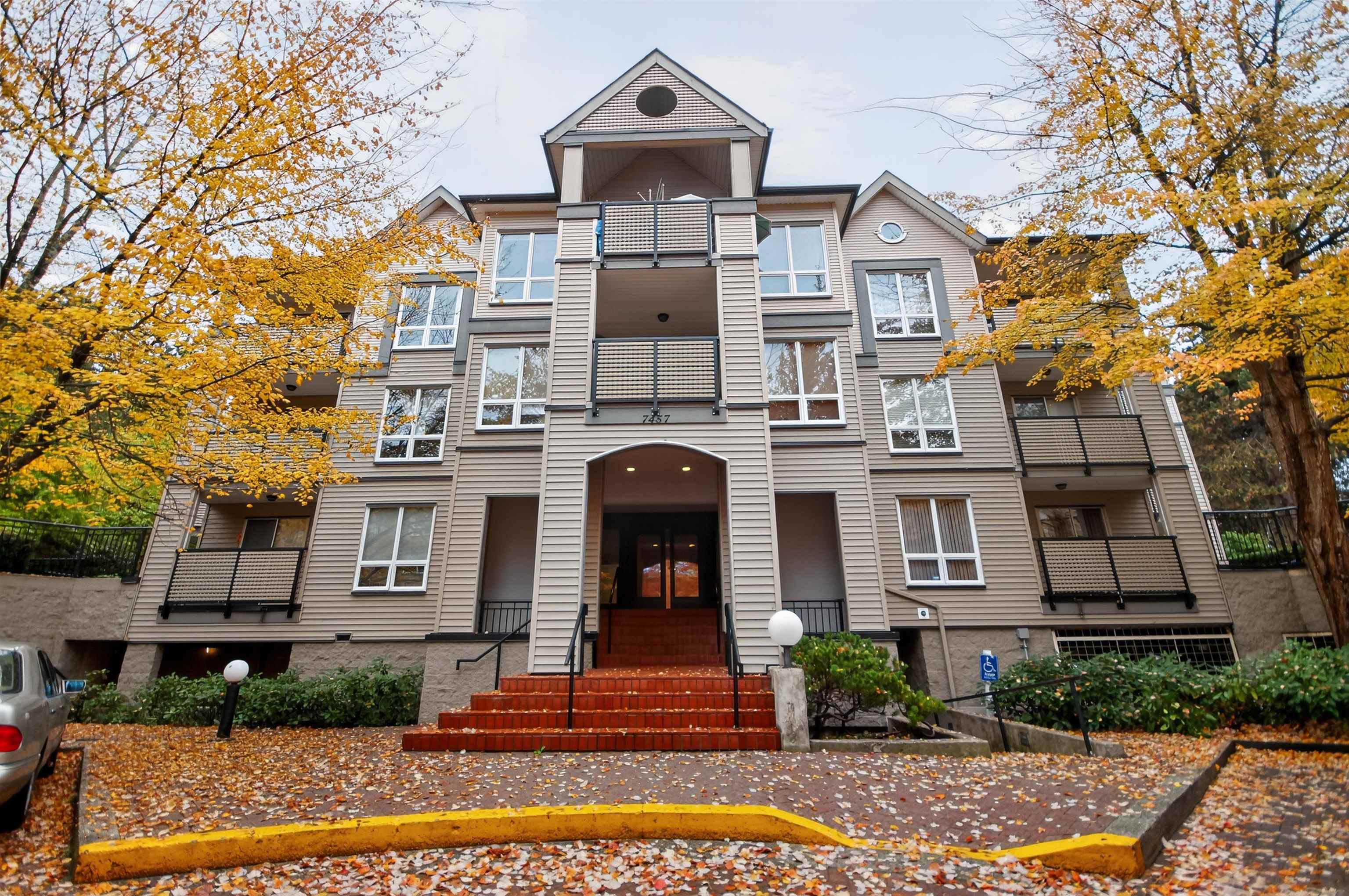 303 7457 MOFFATT ROAD, R3063547, BC,