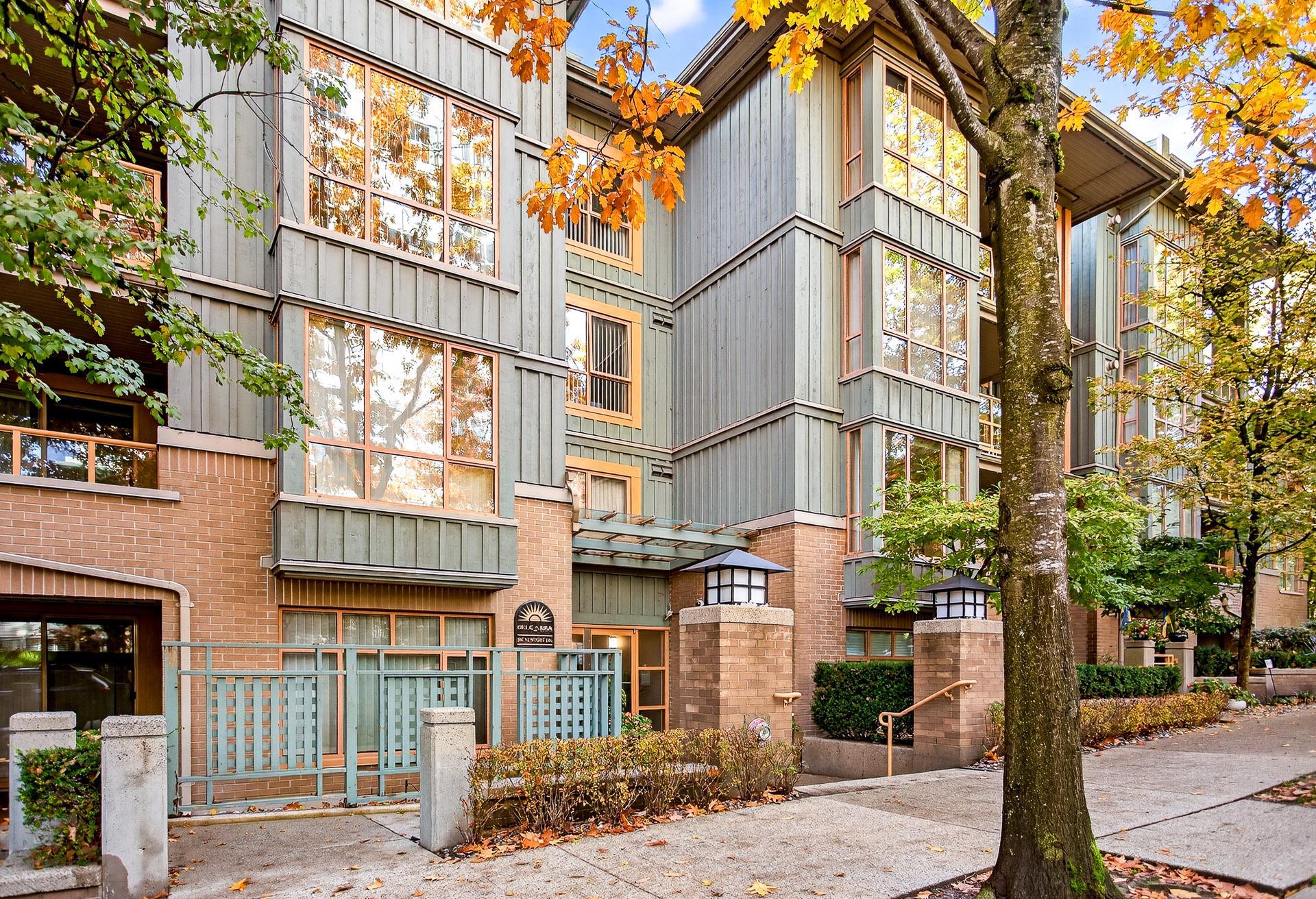 415 285 NEWPORT DRIVE DRIVE, R3063593, BC,