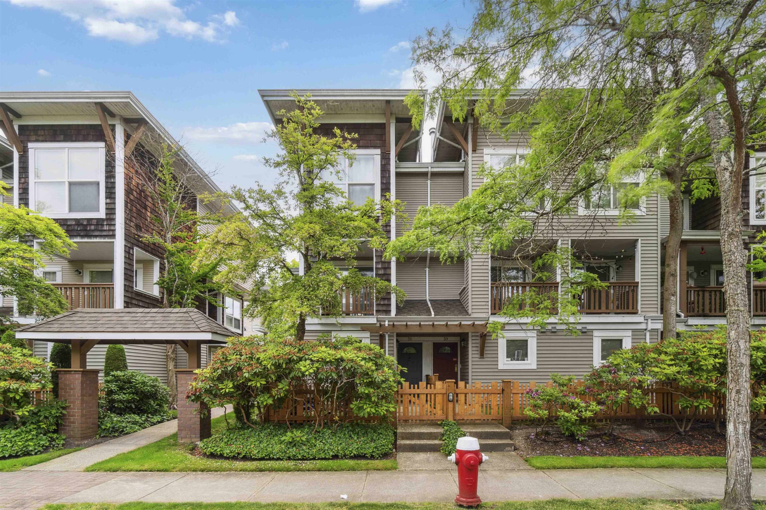 38 7111 LYNNWOOD DRIVE, R3063594, BC,