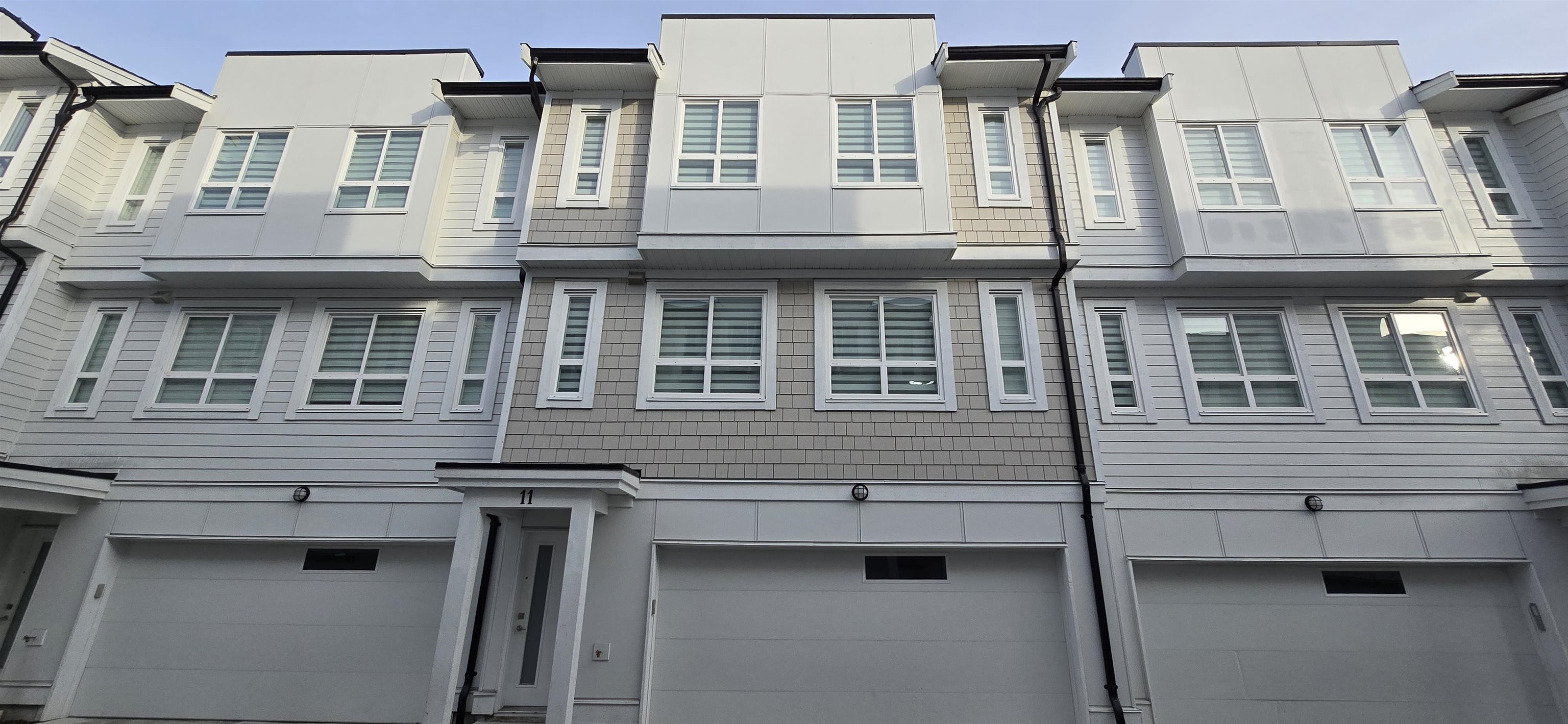 11 8181 135A STREET, R3063721, BC,