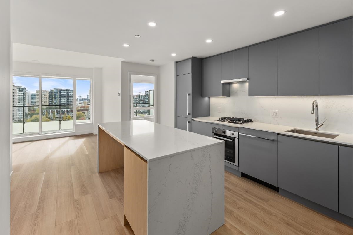 1108 7977 LANSDOWNE ROAD, R3063794, BC,