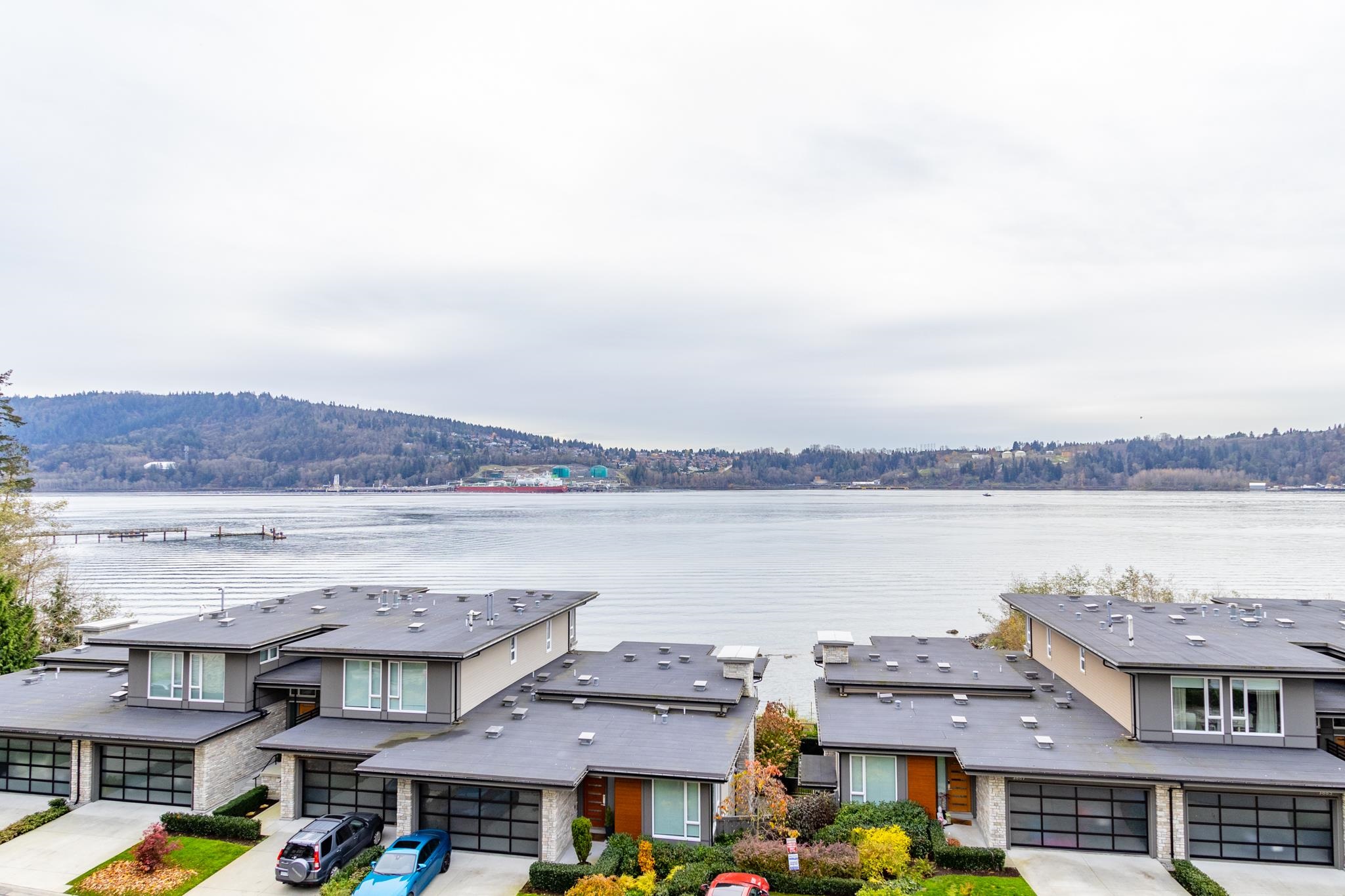 403 3911 CATES LANDING, R3063863, BC,