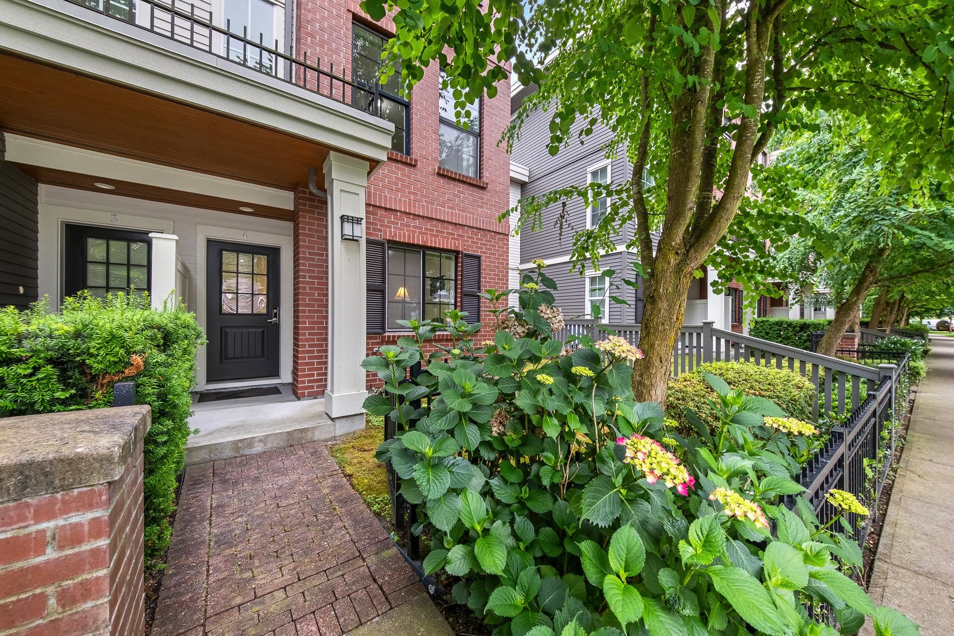 4 3399 151 STREET, R3063934, BC,