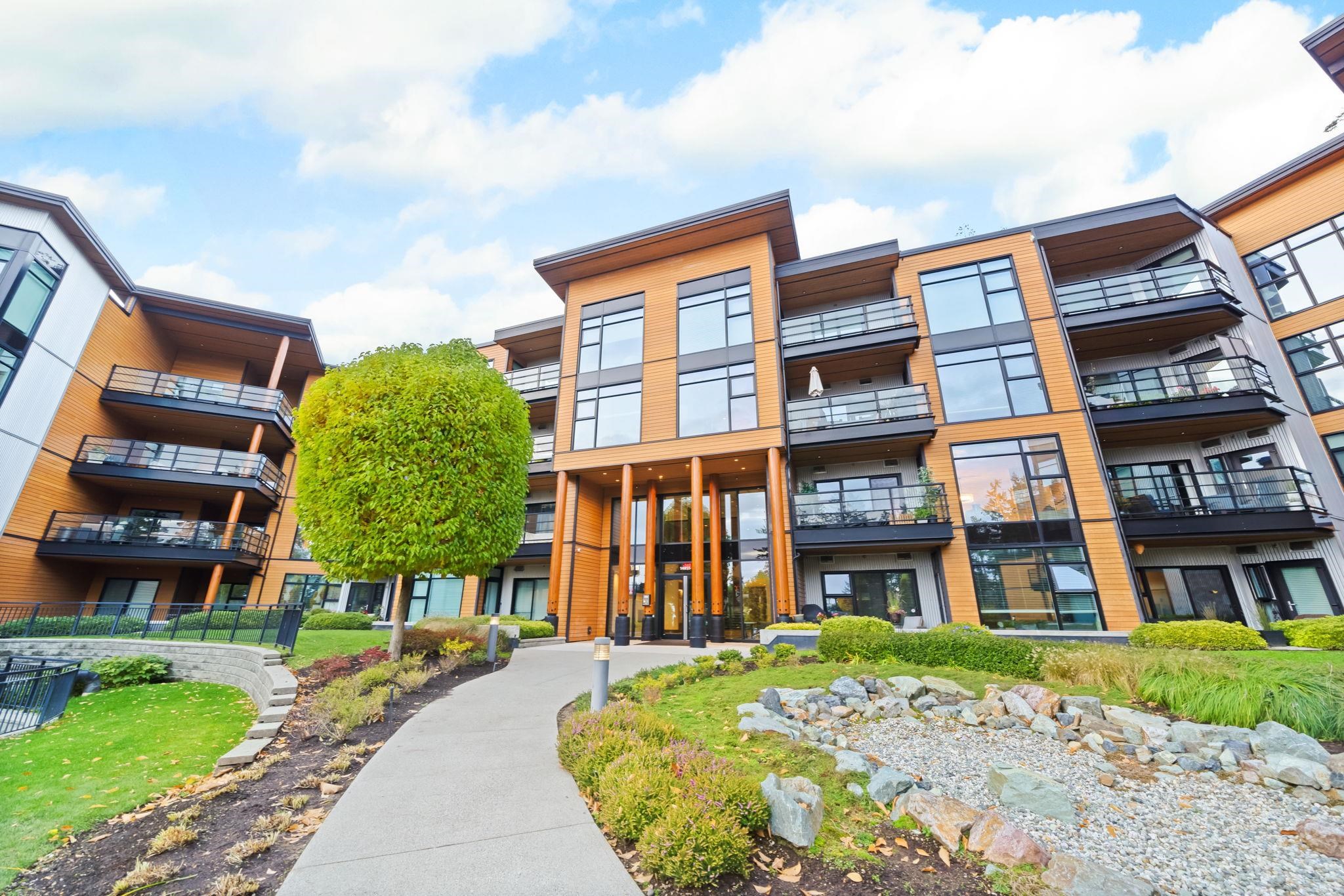 213 14855 THRIFT AVENUE, R3063979, BC,