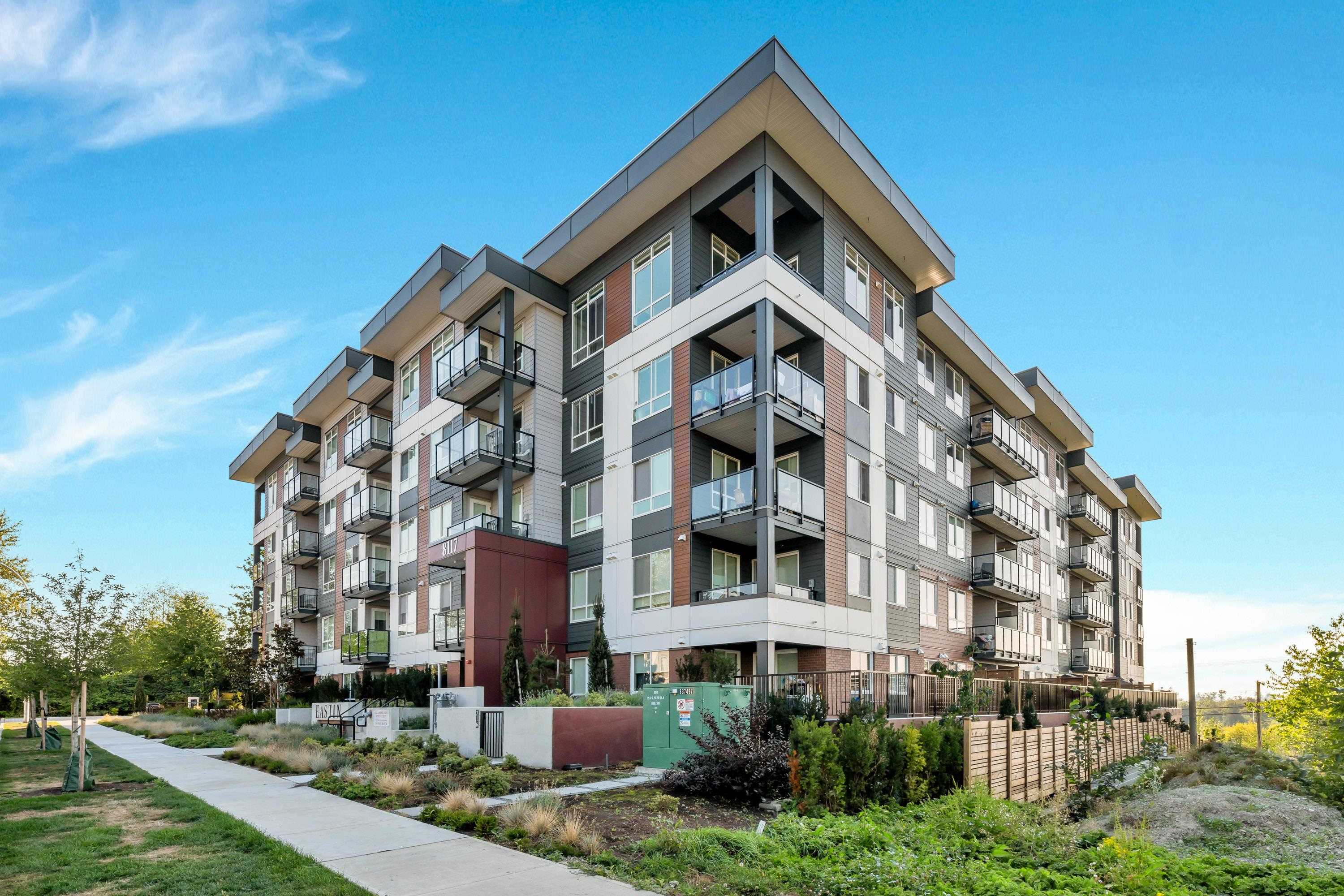 615 8117 200A STREET, R3064040, BC,