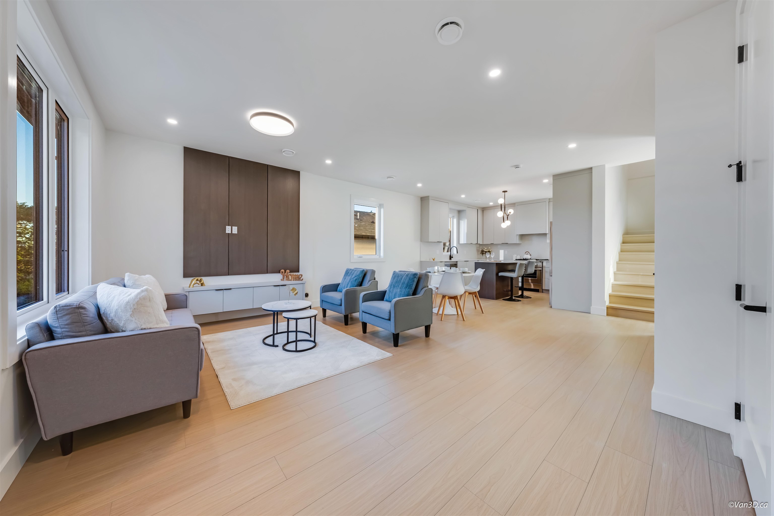 1 4211 GRAVELEY STREET, R3064095, BC,