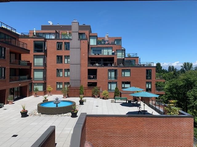 #401 1350 VIEW CRESCENT, R3064275, BC,