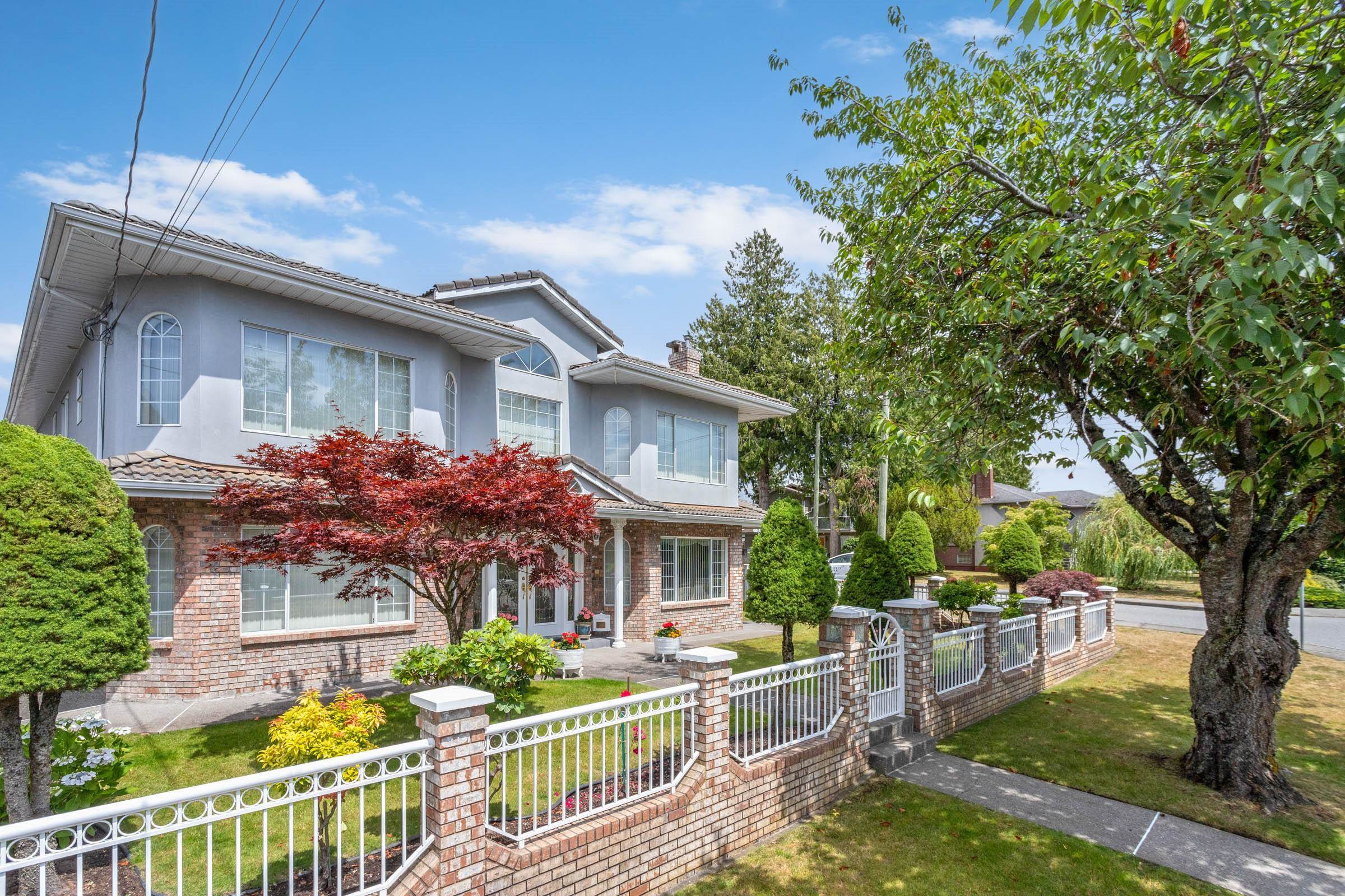 5889 NEVILLE STREET, Burnaby BC V5J 2J3, R3064311, BC,