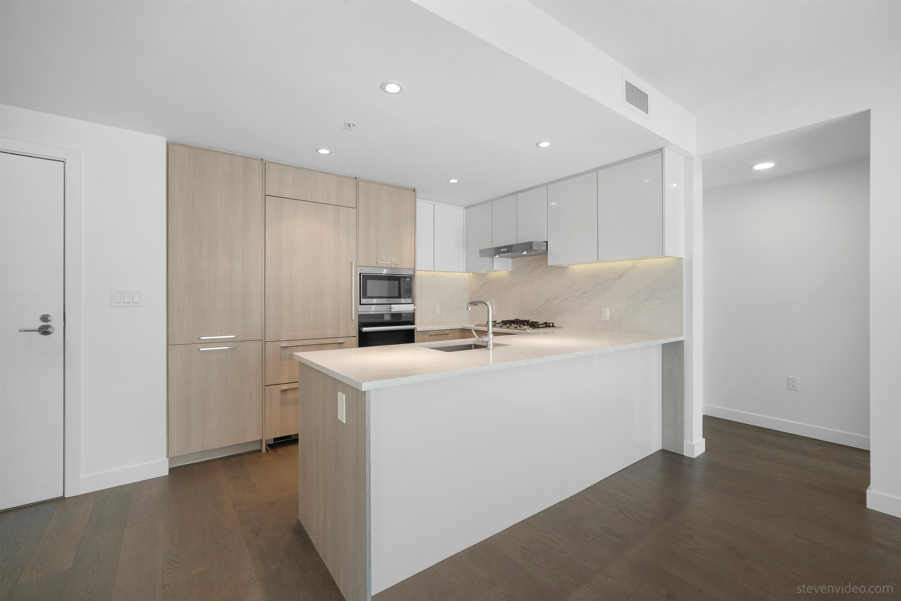 908 8199 CAPSTAN WAY, R3064380, BC,