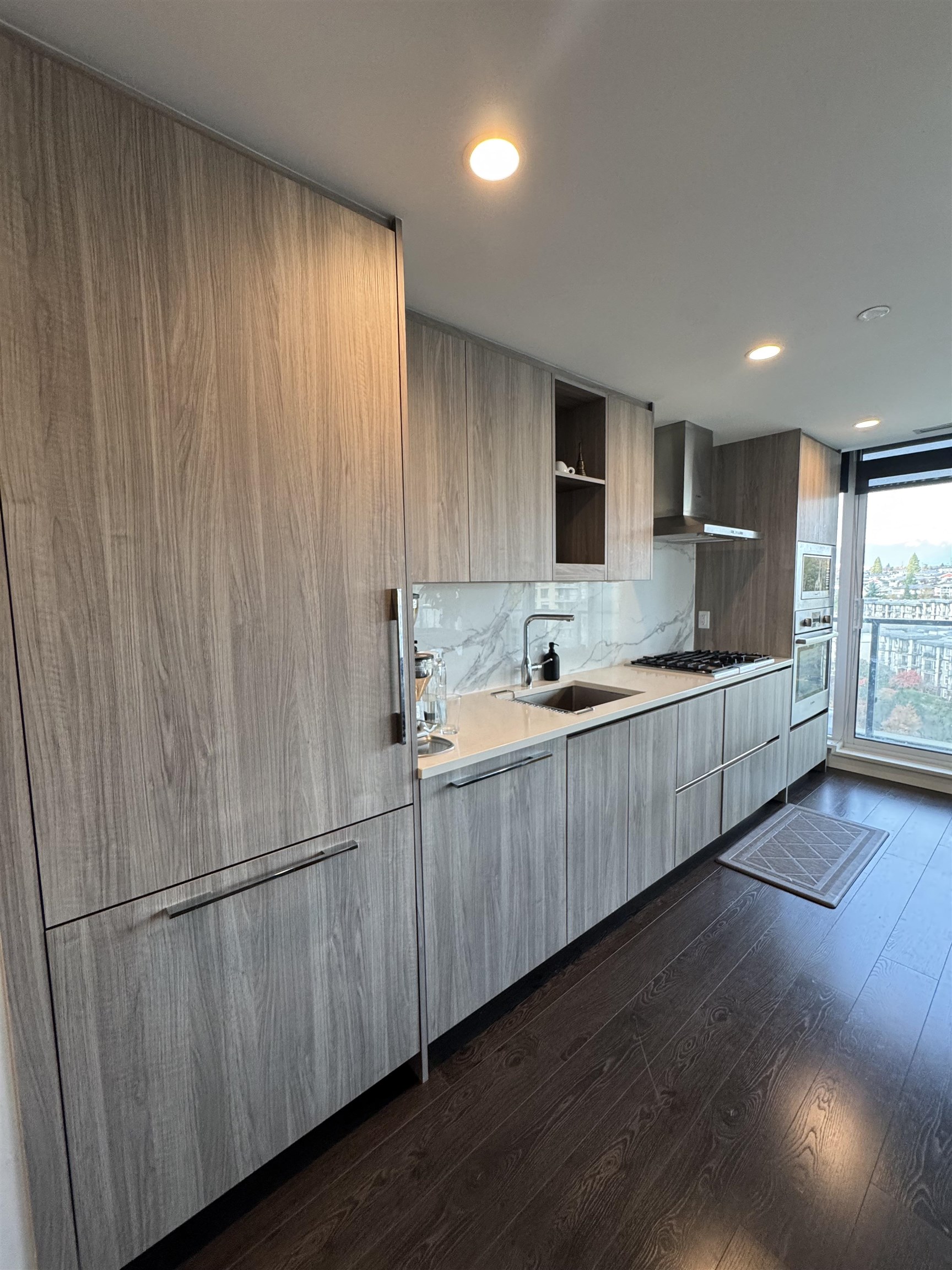 1007 4890 LOUGHEED HIGHWAY, R3064391, BC,