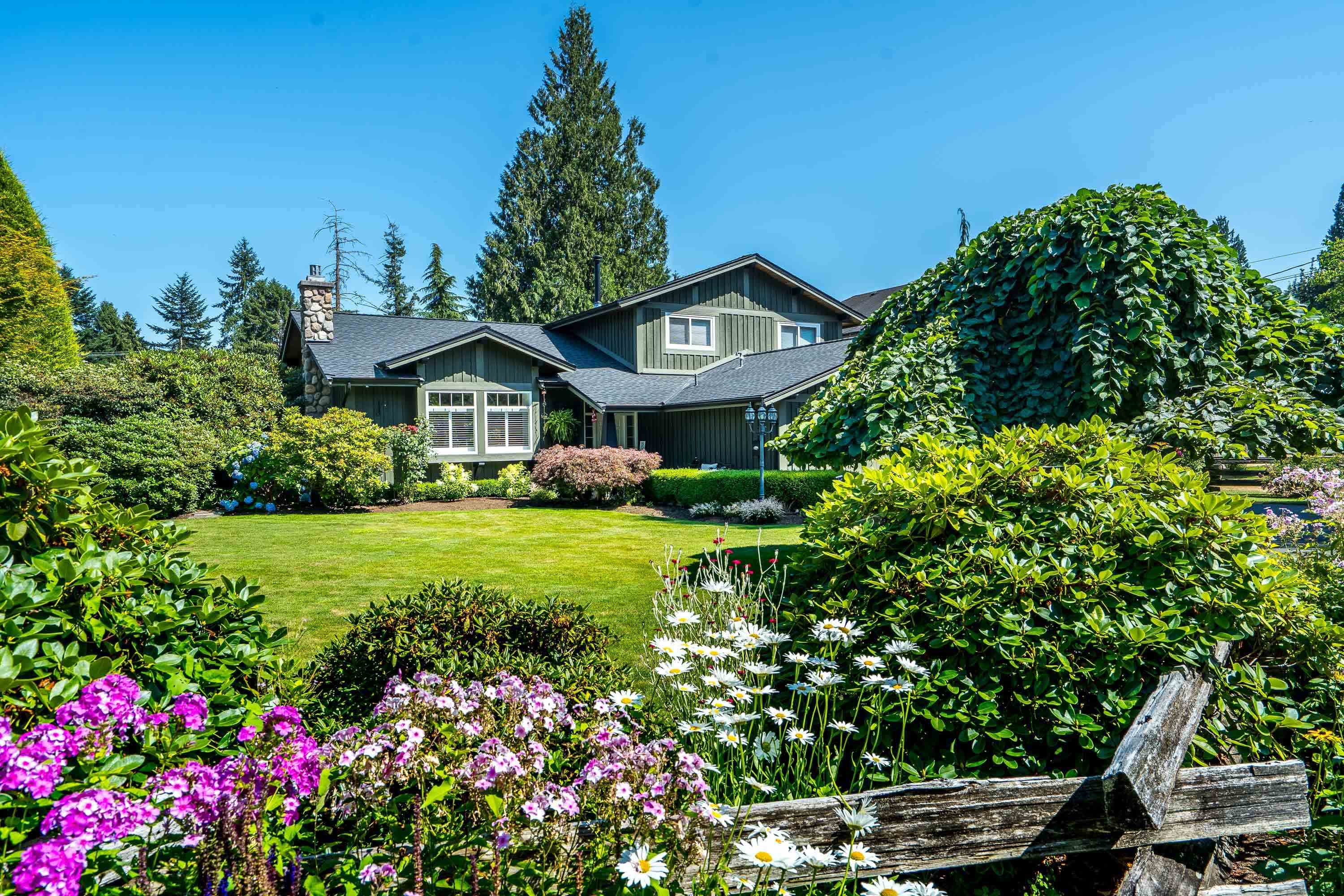 MLS® listing #R3064409 for sale located at 4226 199A STREET, Langley BC V3A 4V6