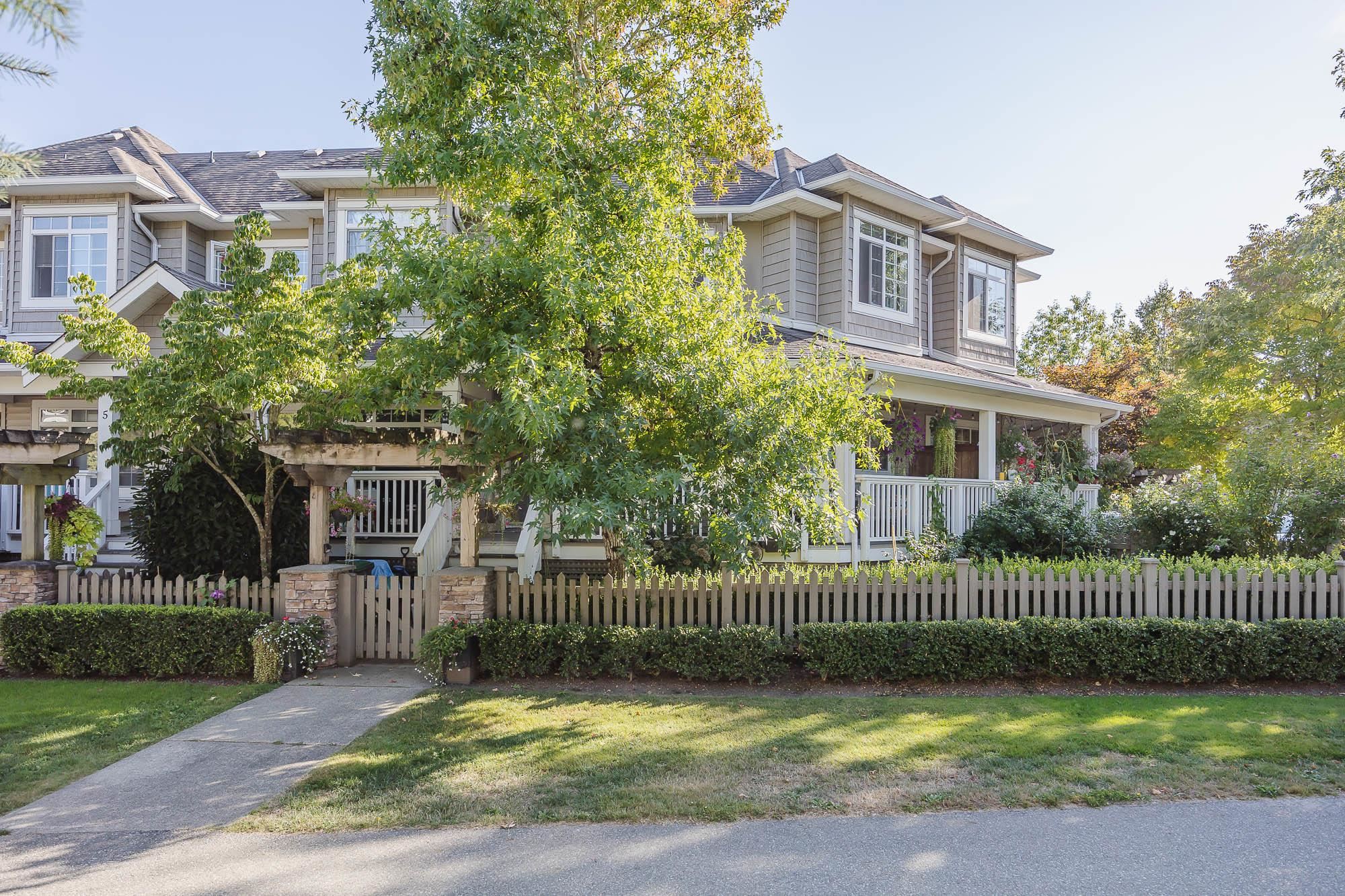 4 6852 193 STREET, R3064468, BC,