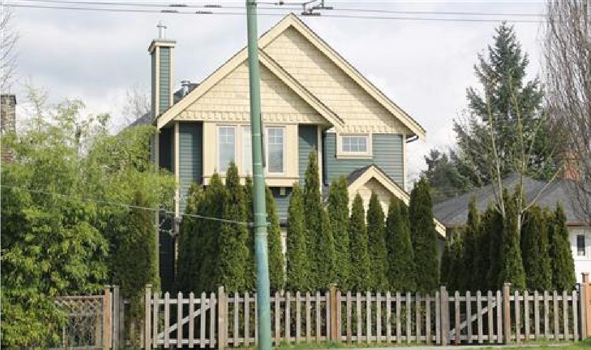 1949 E BROADWAY, Vancouver BC V5N 1W4, R3064670, BC,