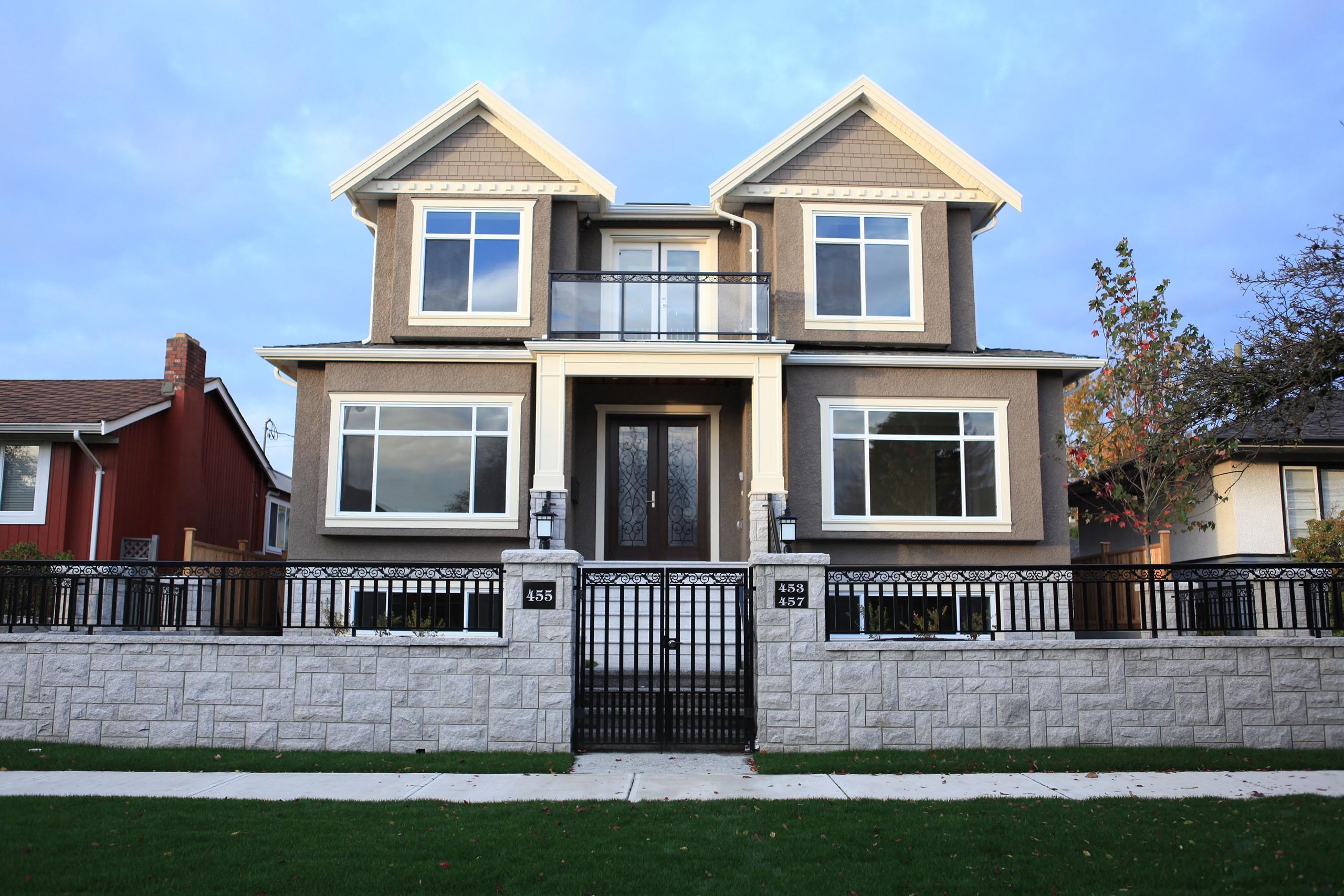 455 W 38TH AVENUE, Vancouver BC V5Y 2N7, R3064725, BC,