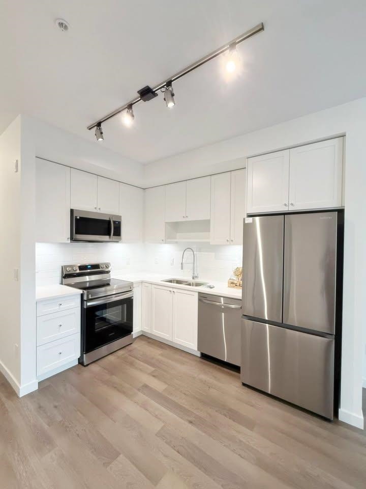 110 8509 158 STREET, R3064978, BC,