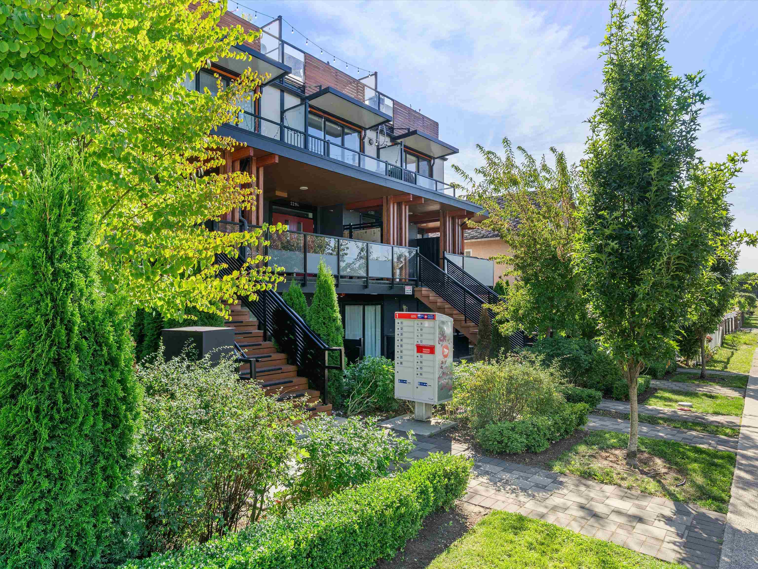 2286 E 33RD AVENUE, Vancouver BC V5N 3G1, R3065001, BC,