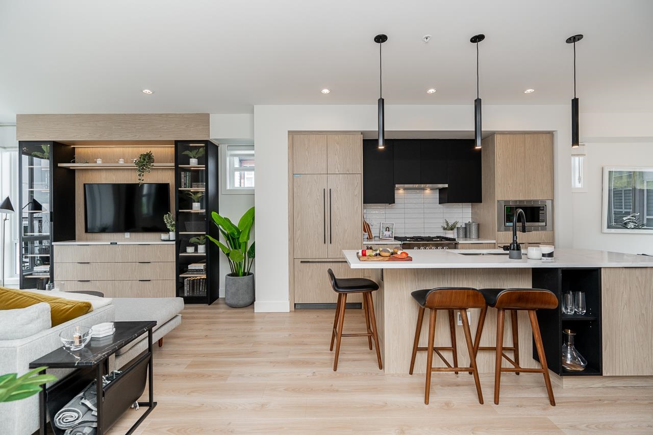 52 7670 207 STREET, R3065108, BC,