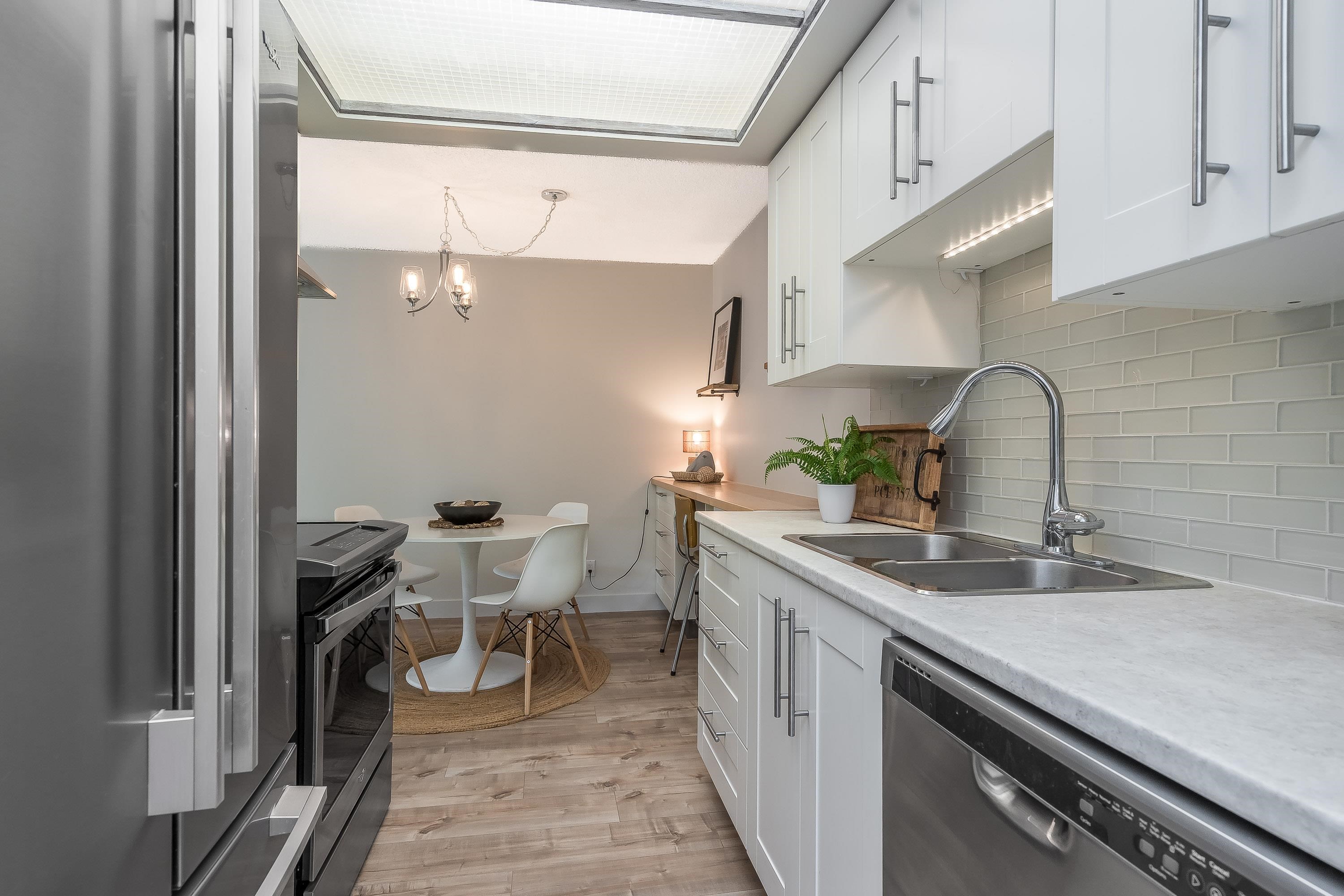 303 1360 MARTIN STREET, R3065150, BC,