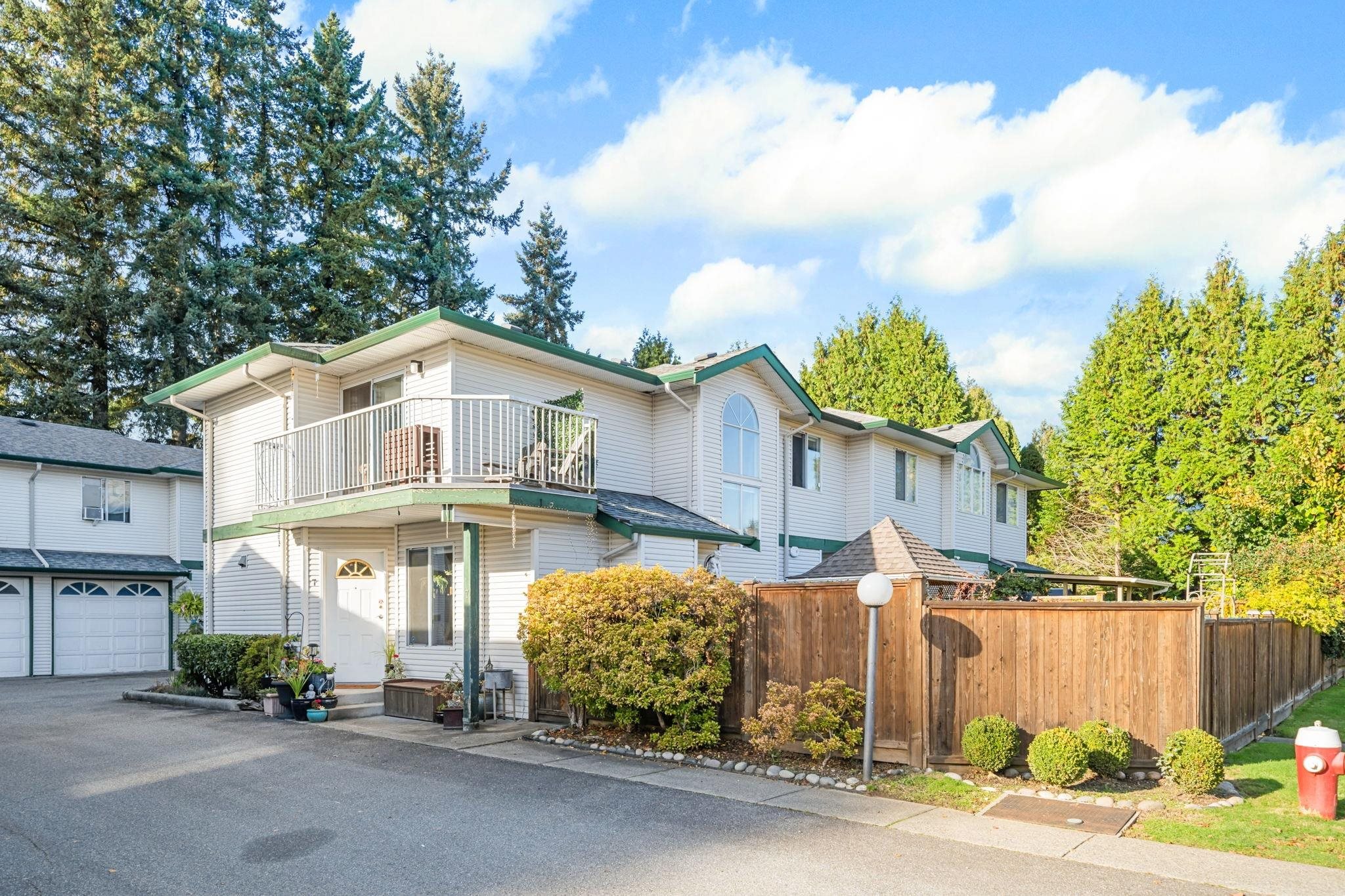 MLS® listing #R3065279 for sale located at 7 11875 210 STREET