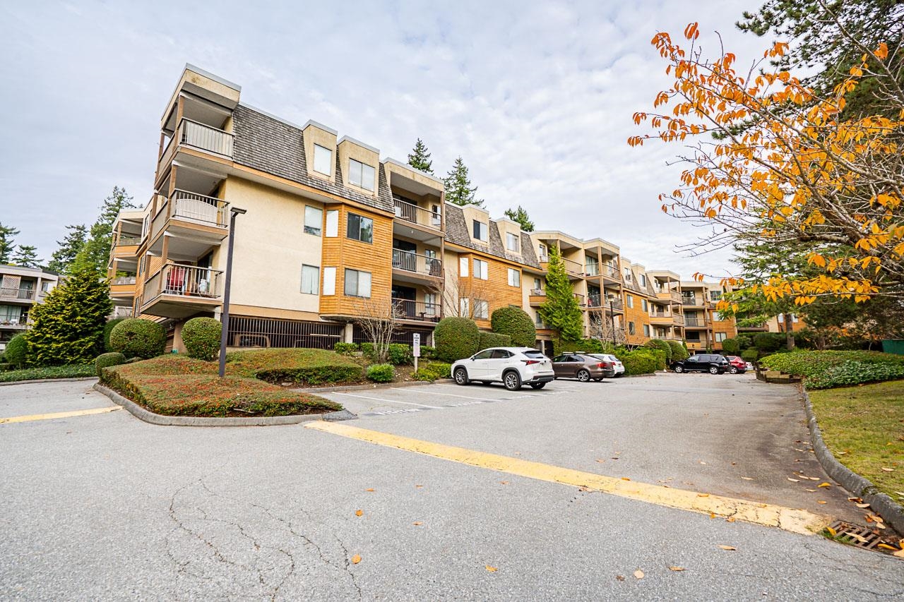 303 1720 SOUTHMERE CRESCENT, R3065386, BC,