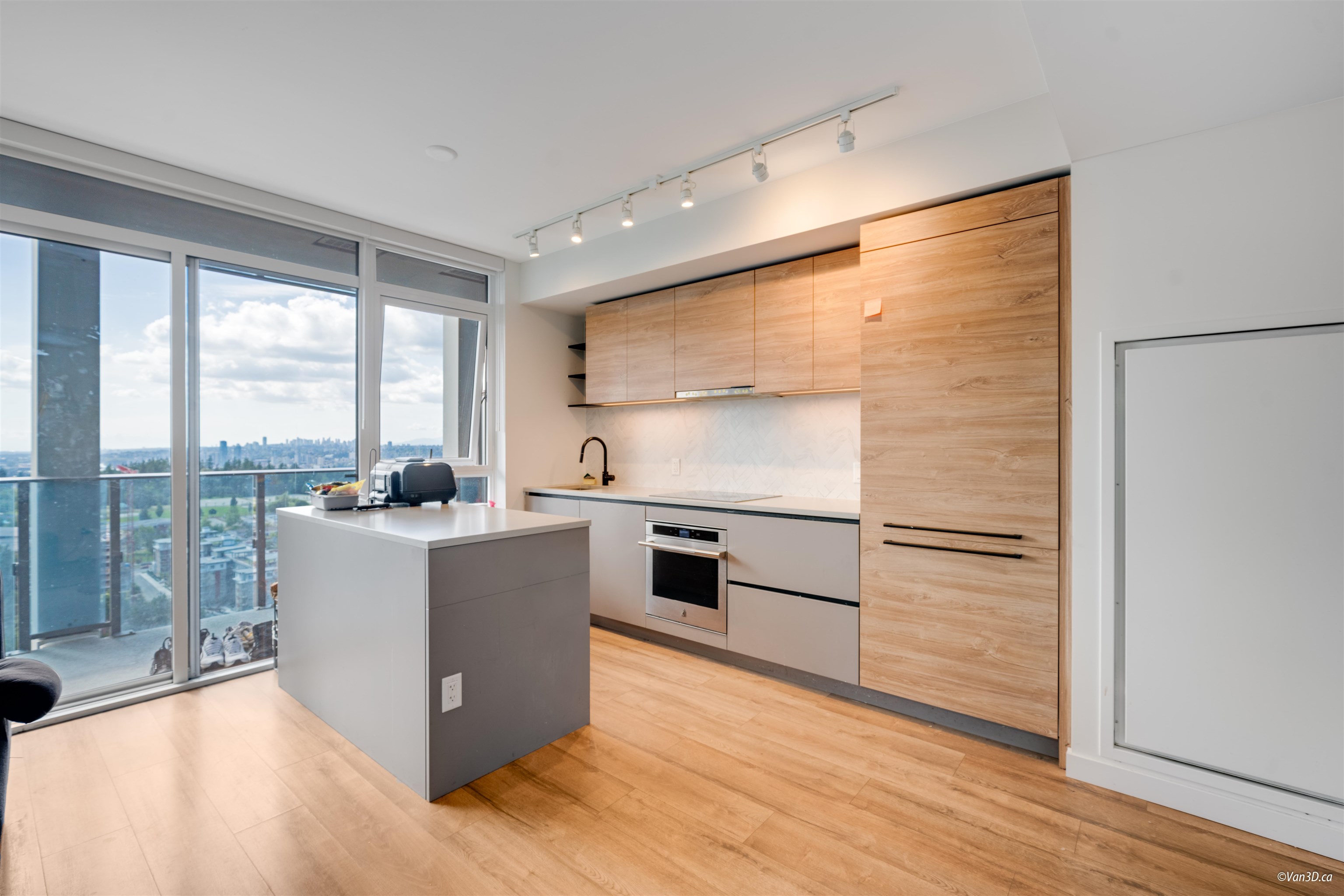 2710 10448 UNIVERSITY DRIVE, R3065387, BC,