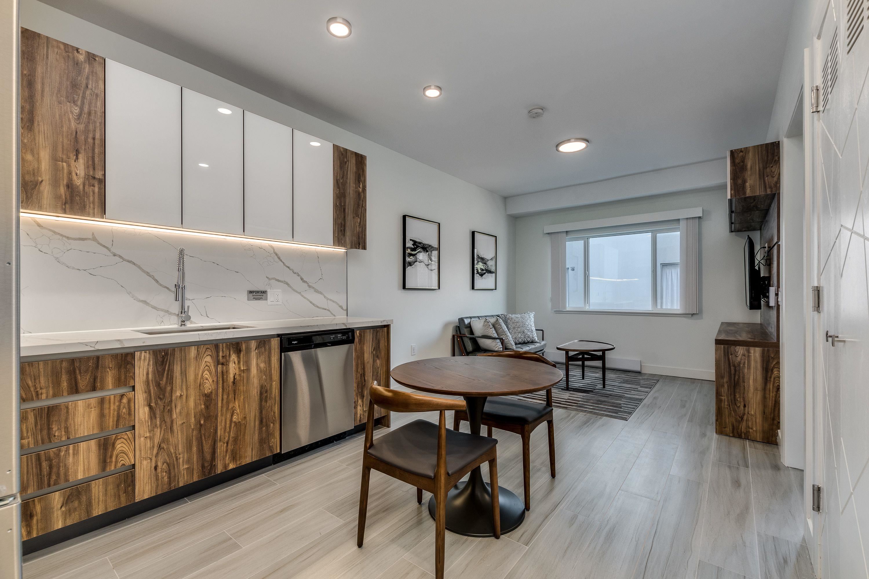 203 1168 PENDRELL STREET, R3065389, BC,