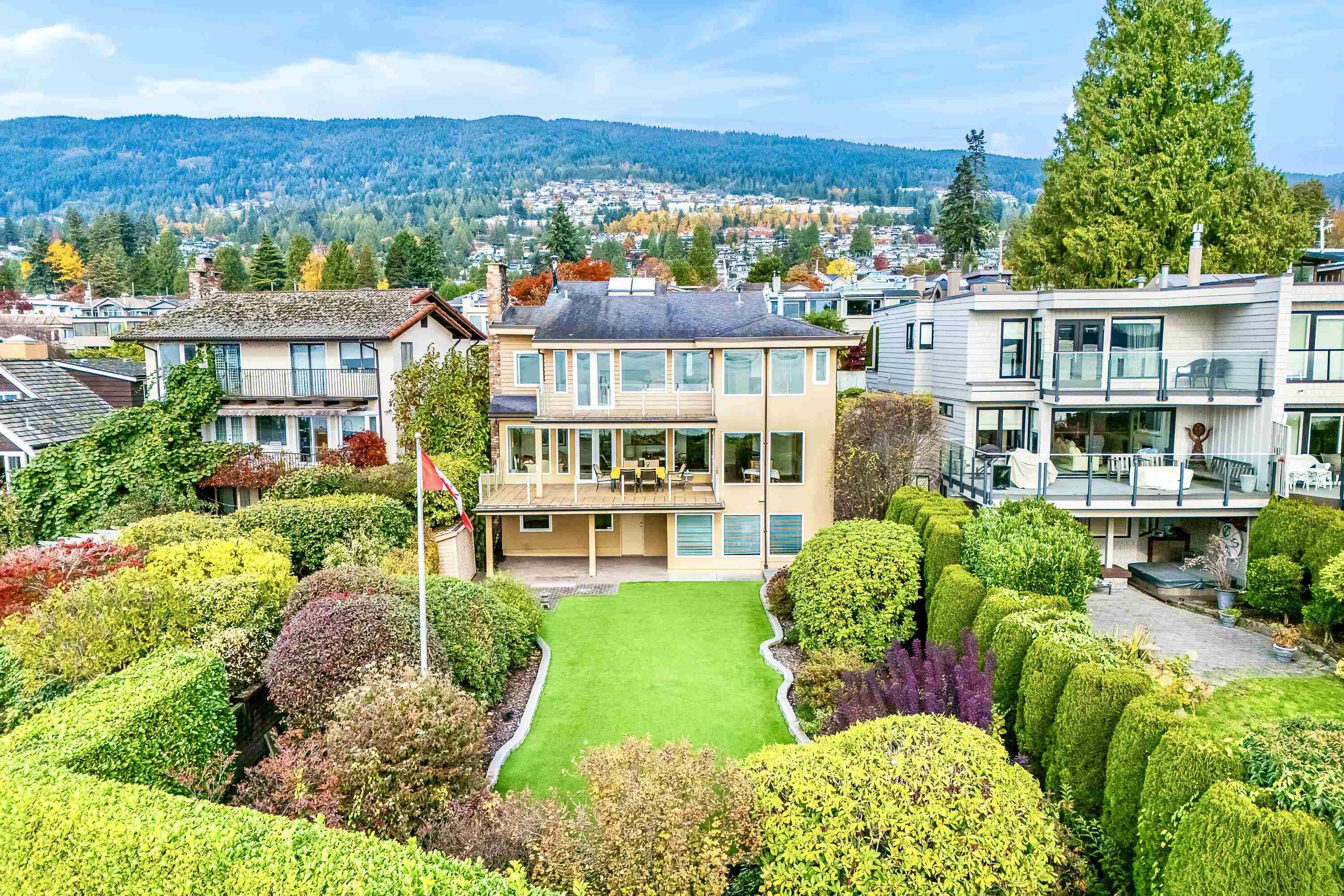 2328 BELLEVUE AVENUE, West Vancouver BC V7V 1C8, R3065445, BC,