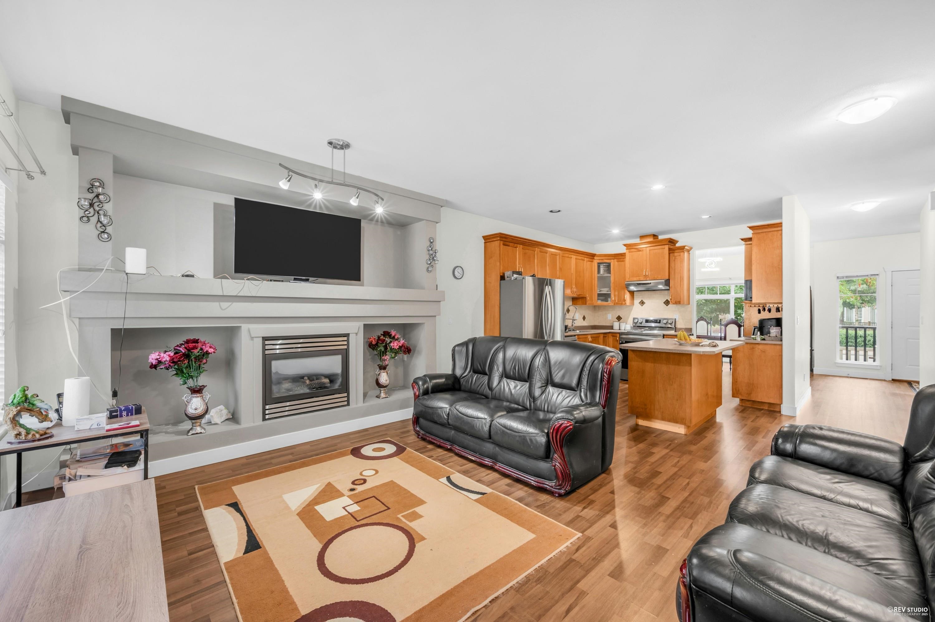 35 6195 168 STREET, R3065513, BC,