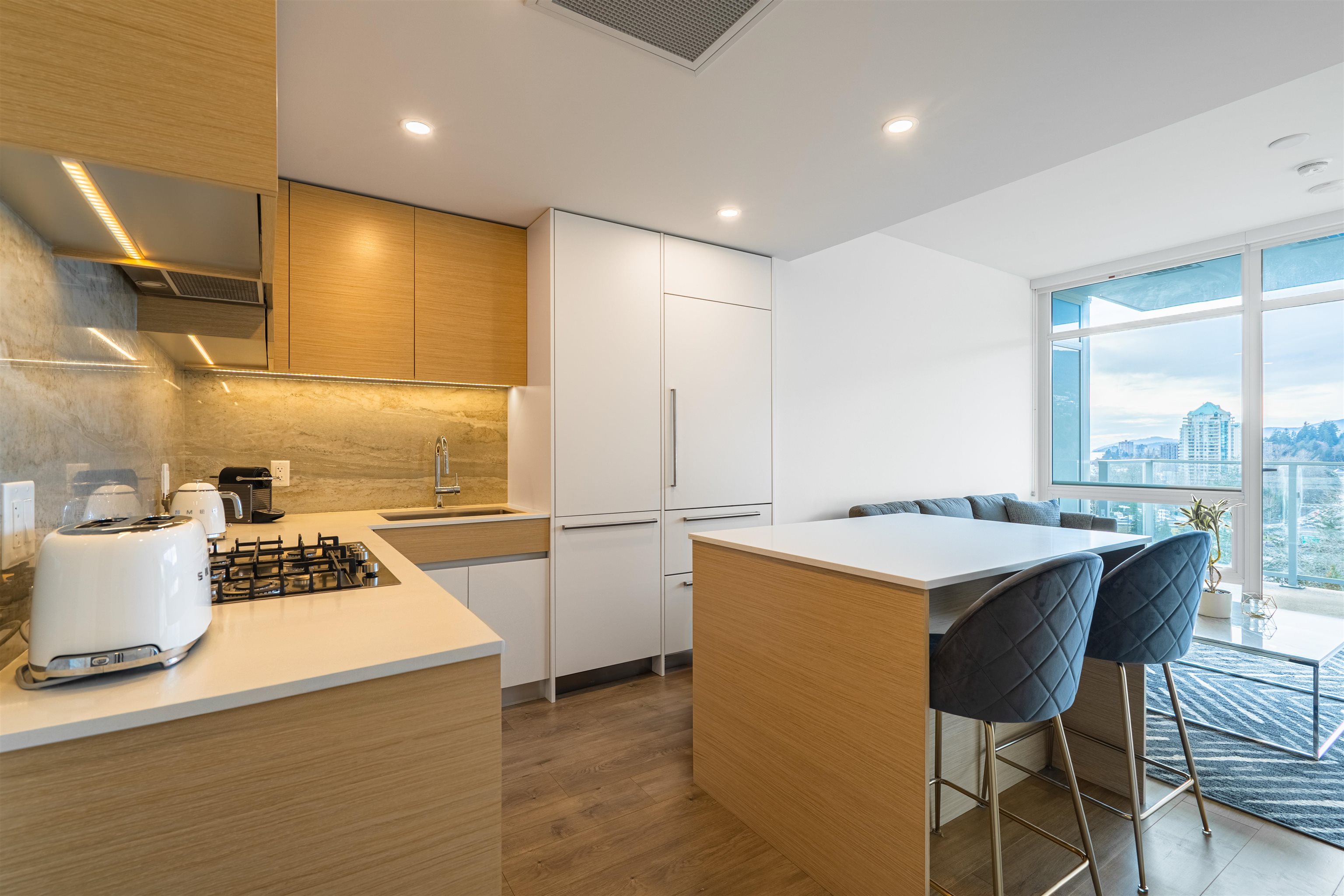 1107 200 KLAHANIE COURT, R3065525, BC,